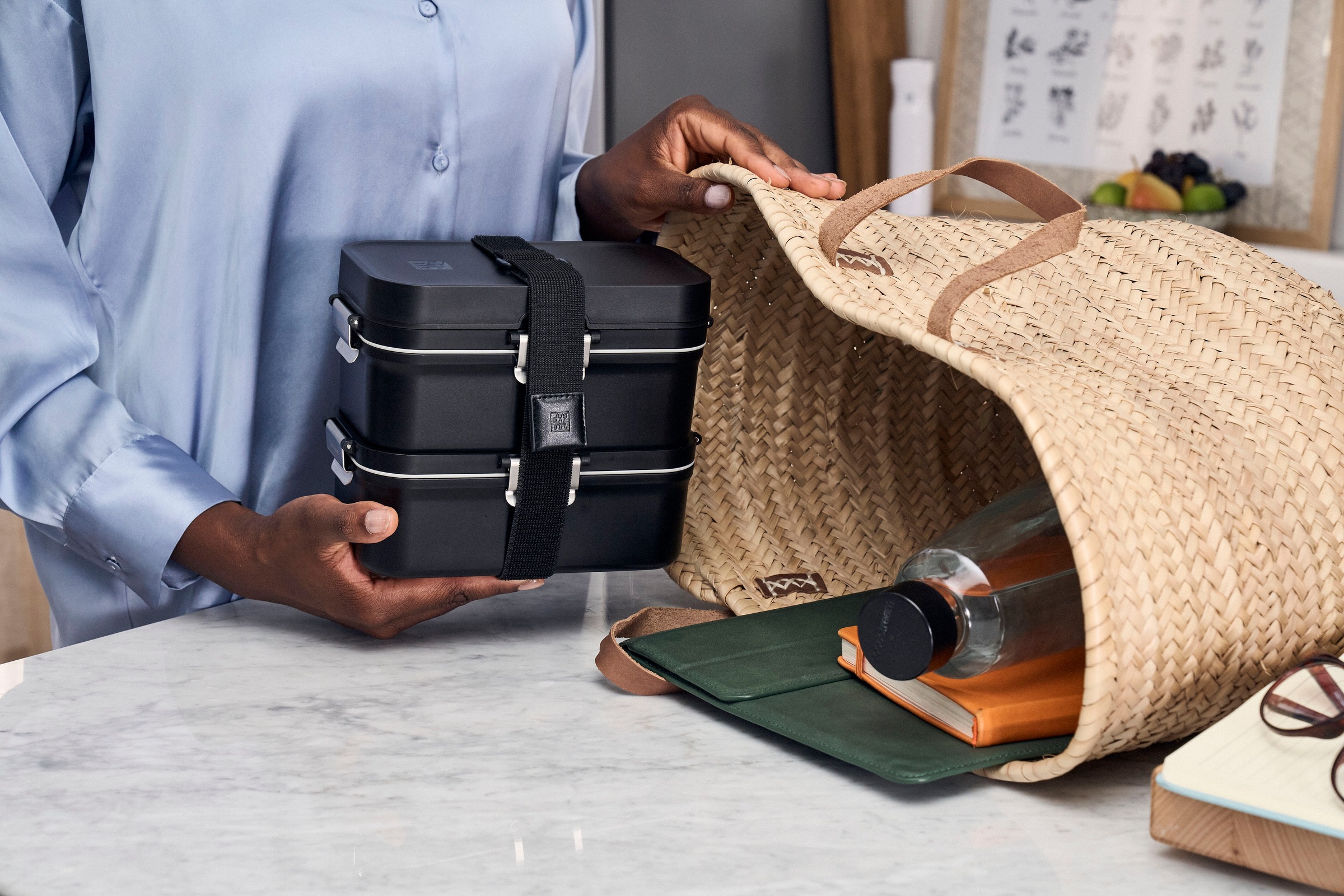 Zwilling Lunchbox »Fresh & Save«, (Set, 7 tlg., 2 Lunchboxen, 2 Saucenboxen, 2 Trenneinsätze, inkl. Besteck), Vakuum Lunch Box to Go, Modulares Boxensystem