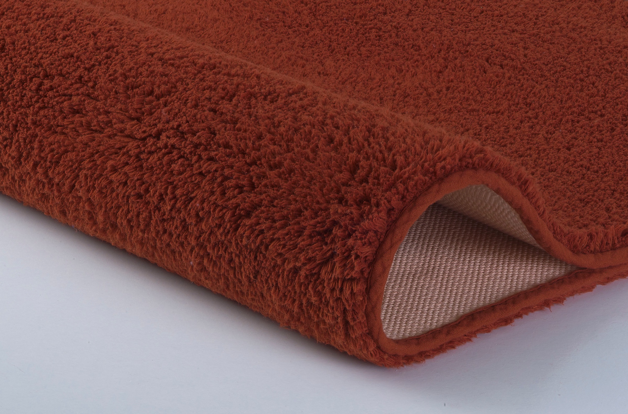 Kleine Wolke Badematte »Kansas«, rutschhemmend beschichtet, fußbodenheizungsgeeignet, Badteppich, Uni Farben, reine Baumwolle, waschbar