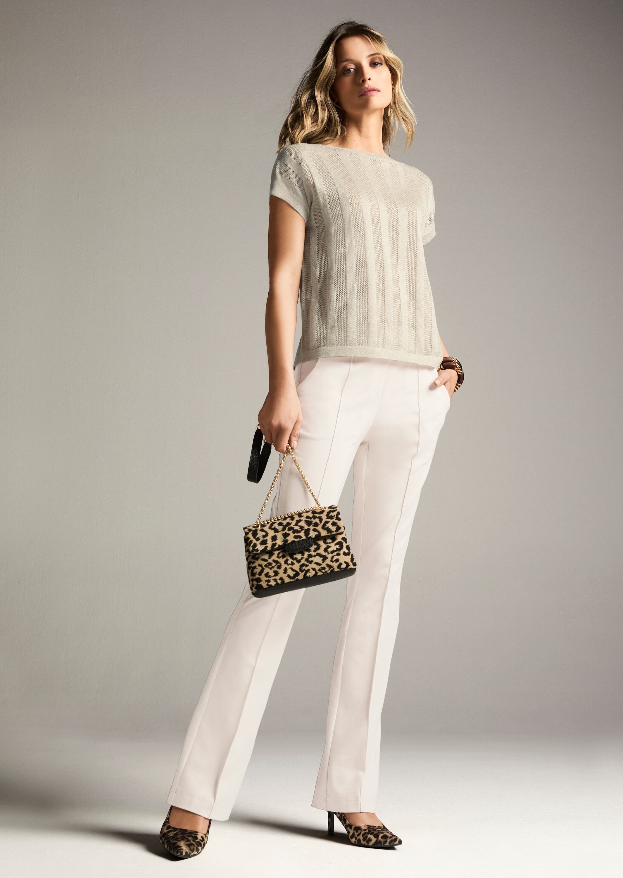 MADELEINE Longpullover »Strickpullover Sommerpullover mit Glanzeffekt« Leicht tranparente Optik