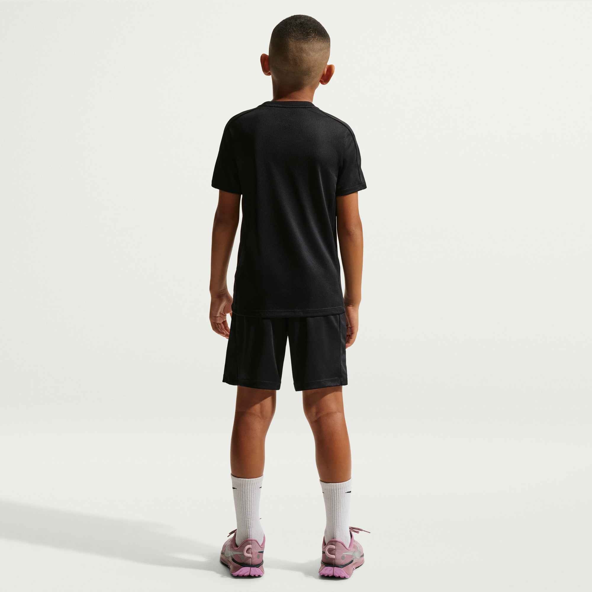 Nike Shorts »B NK DF TRPHY23 SHORT HBR«  mit Eingrifftaschen, schnell trocknendes Material, pflegeleicht