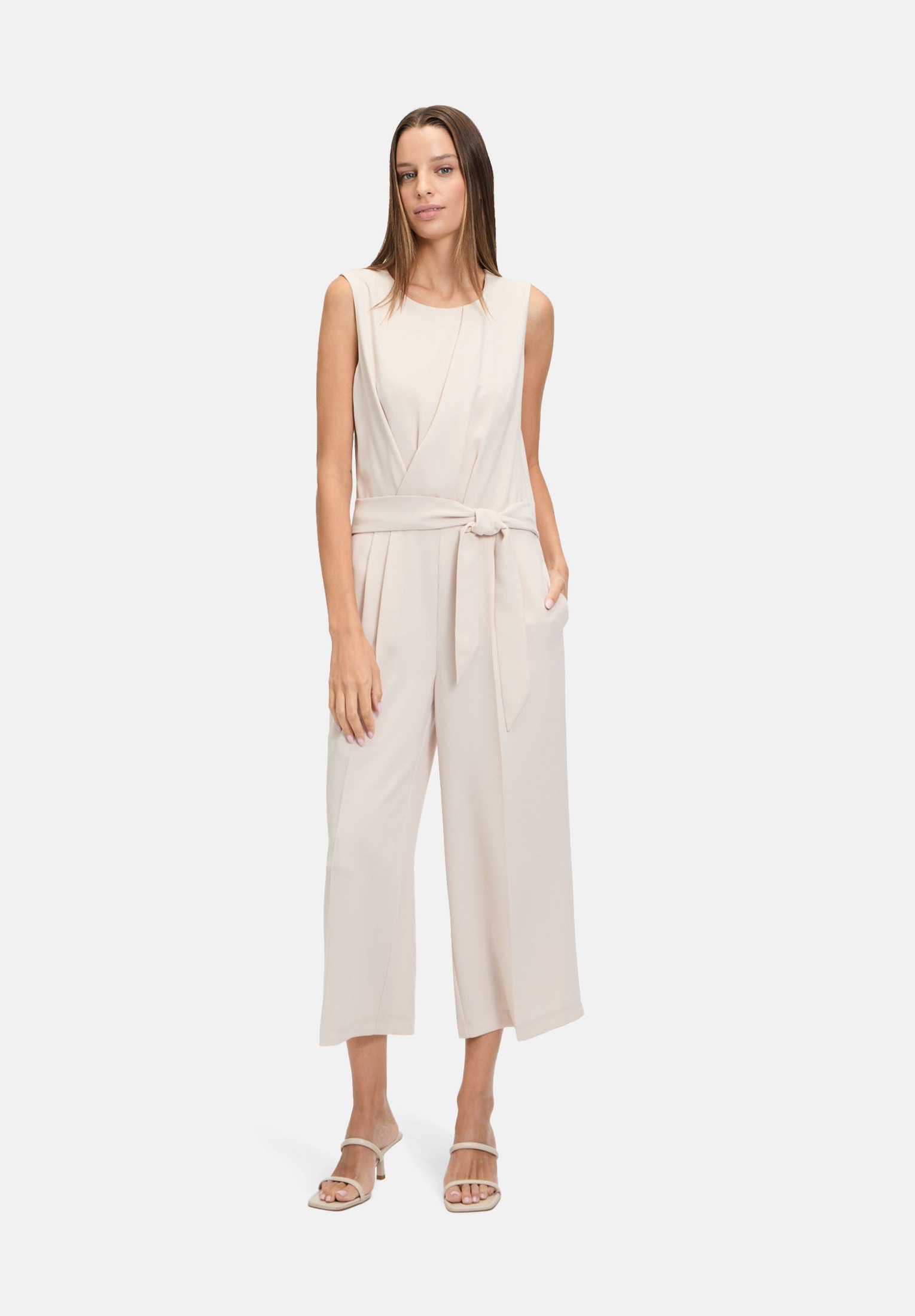 Betty&Co Overall »Damen ohne Arm« 1 Stk. Falten