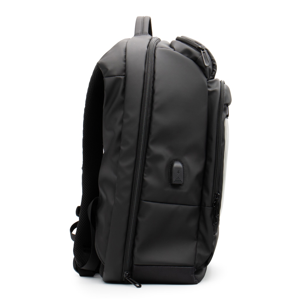 Hyrican Gaming- Laptoprucksack »Striker Game Bag CAMPER NOZ01496«  App gesteuertes RBG-LED Display, gepolstert, wasserabweisend, mit Thermofach, Für Notebooks bis 17,3 Zoll und Tablets bis 12 Zoll, Geheimfach, USB-Handy-Ladefunktion