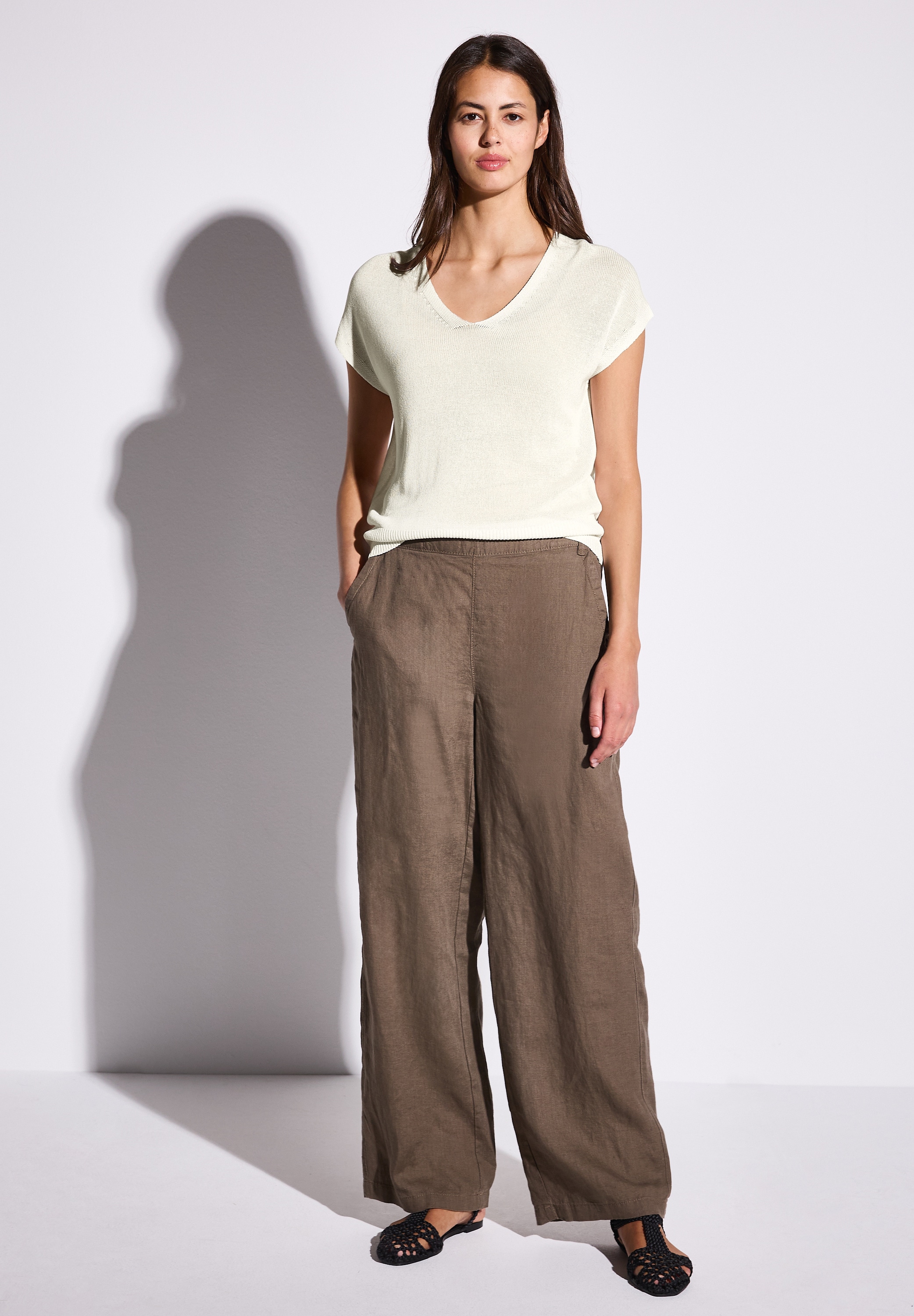STREET ONE Strickpullover, mit abgerundetem V-Ausschnitt