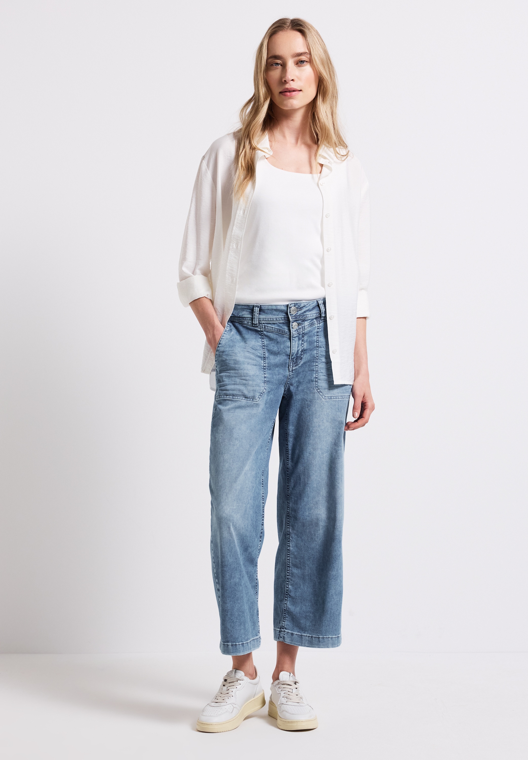 STREET ONE Comfort-fit-Jeans, mit seitlichen Einschubtaschen