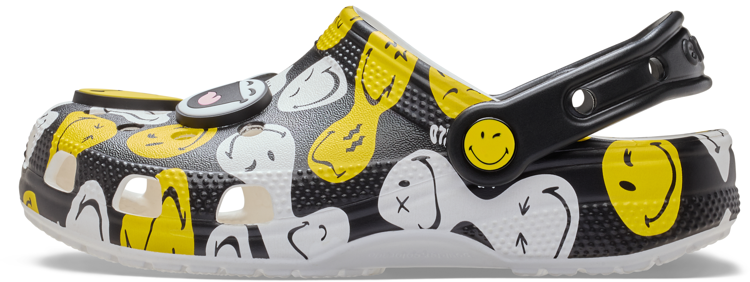 Crocs Clog »Smiley Classic Clog«  Hausschuh, Homeslipper mit allover Muster