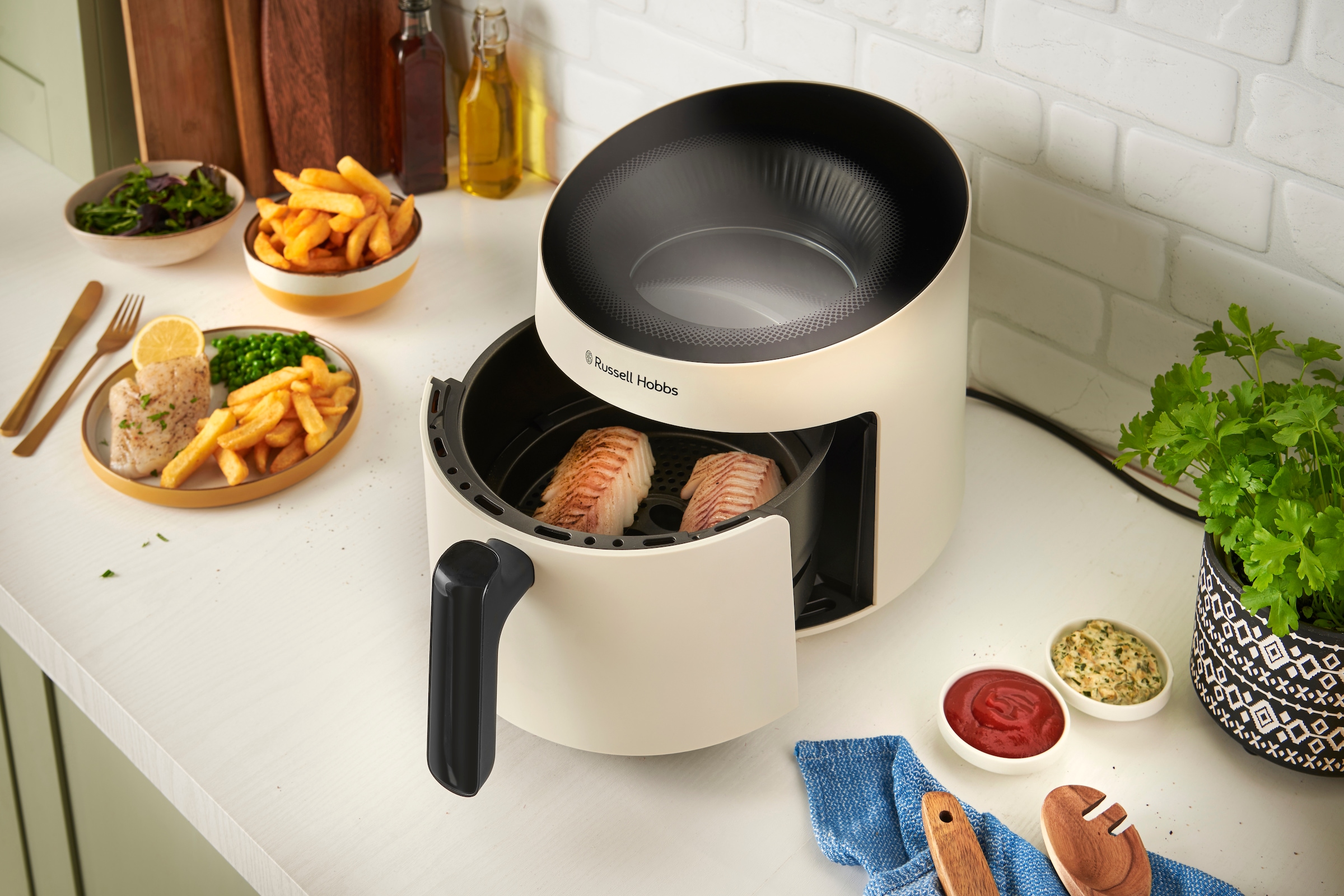 RUSSELL HOBBS Heißluftfritteuse »SatisFry Panoramic AirFryer(27421-56)«, 1500 W, mit Sichtfenster, 10 Programme., wenig oder kein Öl erforderlich