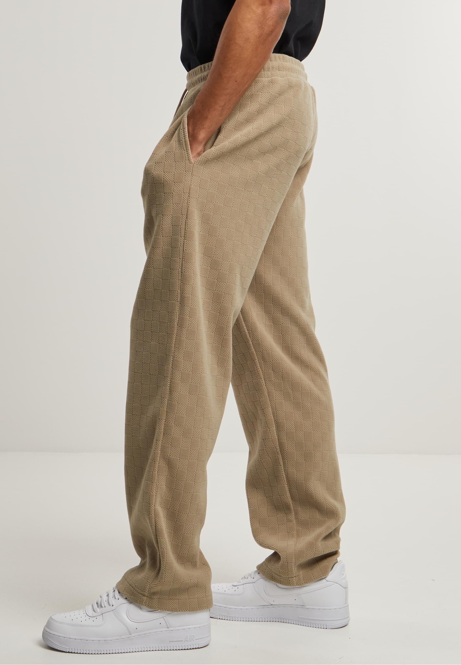 URBAN CLASSICS Jogginghose »Urban Classics Jacquard Velvet Wide Sweatpants«, (1 tlg.)