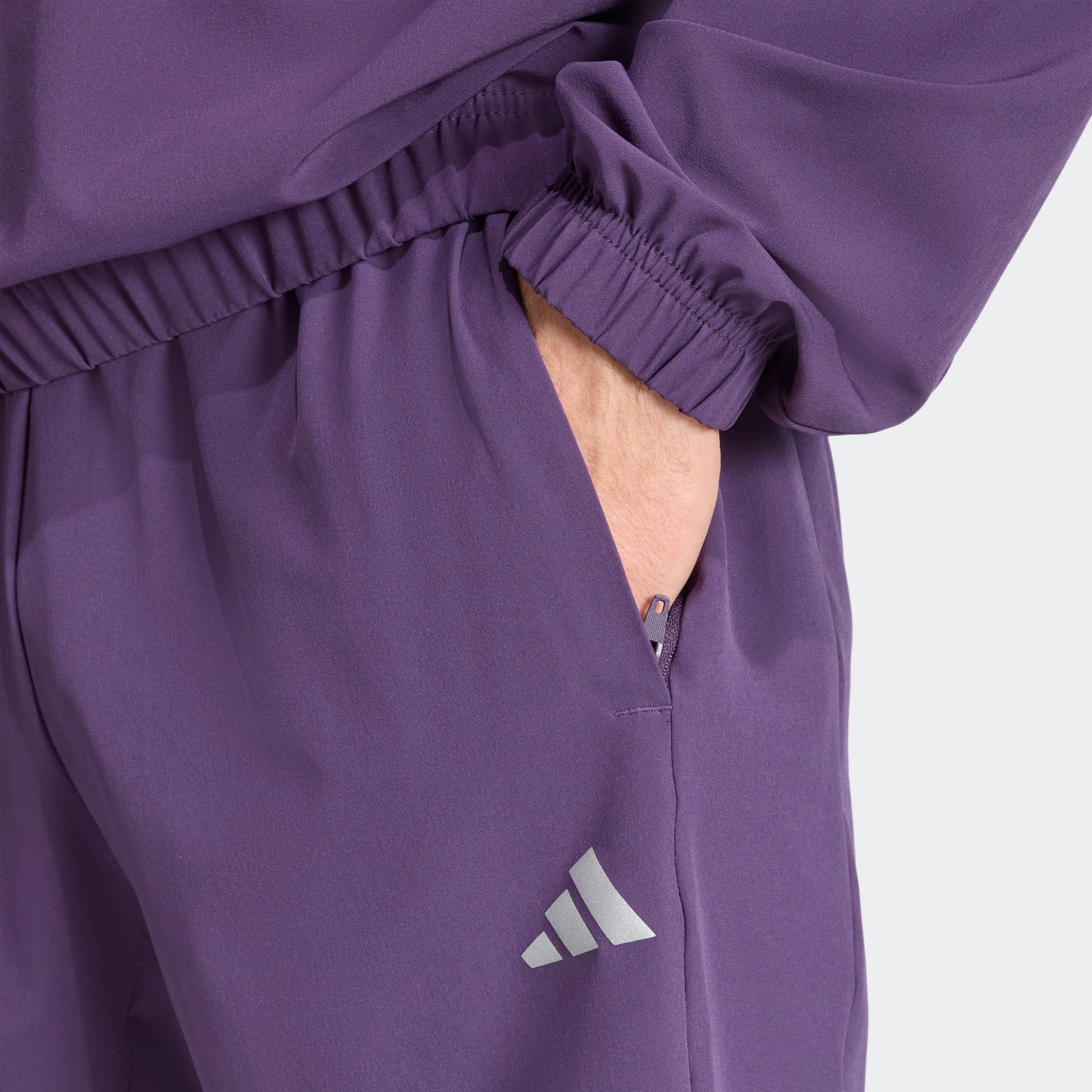 Thumbnail - adidas Performance Shorts "TR ESS HP SHORT" für Fitness und Training, mit Metallic-Optik, schnelltrocknend