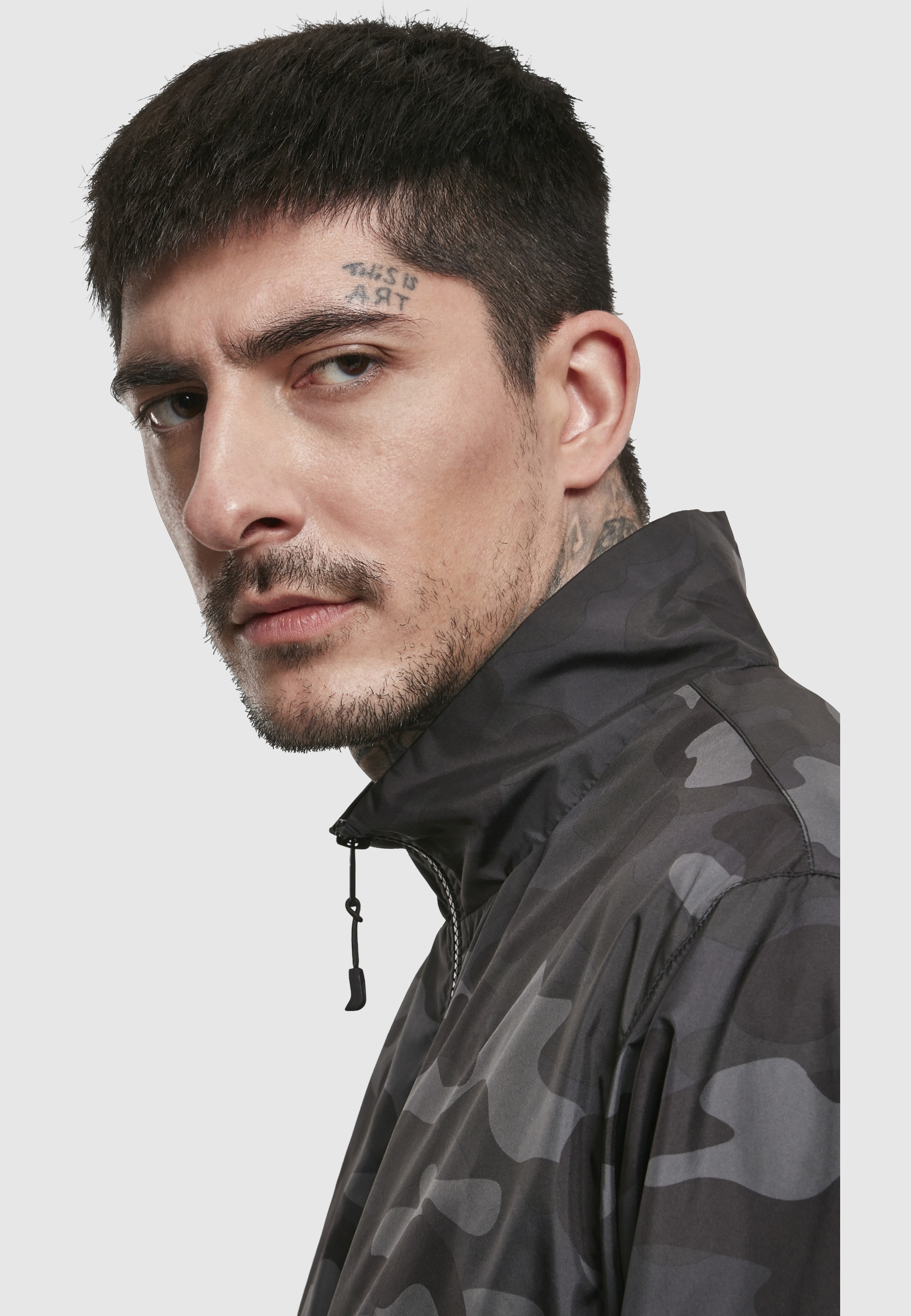 URBAN CLASSICS Anorak »Urban Classics Herren Camo Track Jacket« 1 Stk. tlg. ohne Kapuze