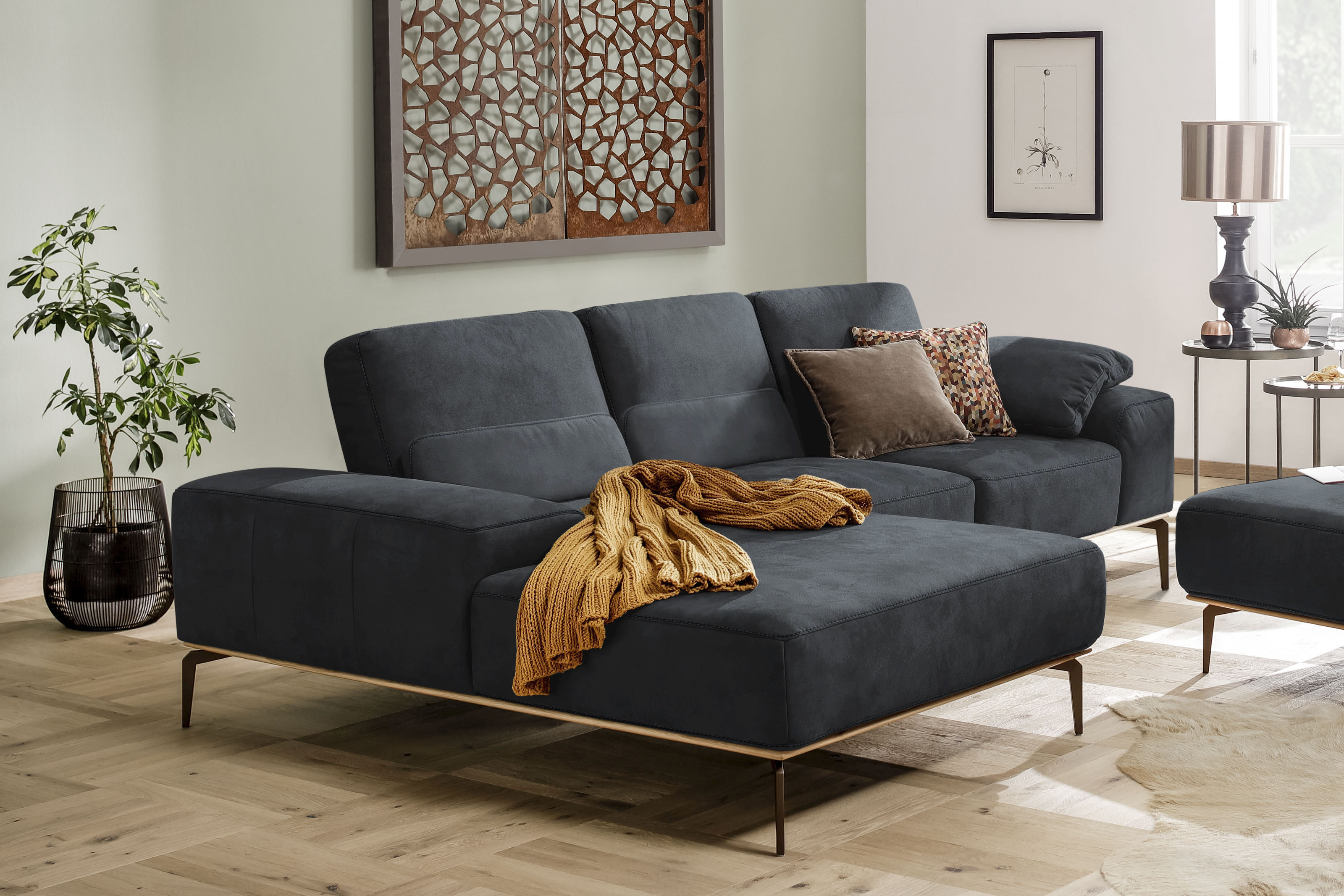 W.SCHILLIG Ecksofa "run, Designsofa mit tollem Sitzkomfort, bequem, L-Form" mit Holzsockel, Füße in Bronze pulverbeschichtet, Breite 279 cm