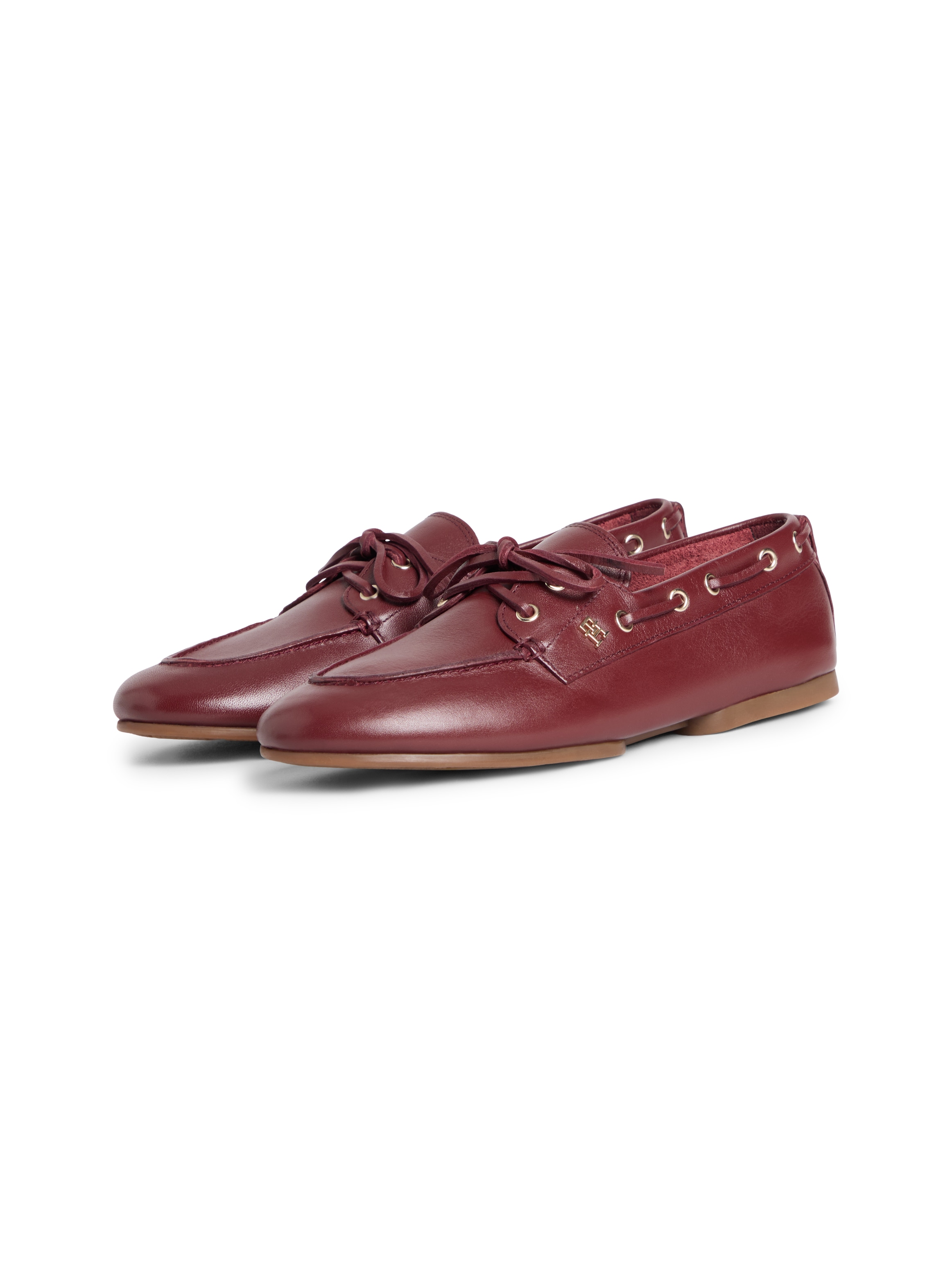 Tommy Hilfiger Bootsschuh »TH SLEEK LEATHER BOAT SHOE«  Bootsschuh, Businessschuh mit Blockabsatz und Ösen mit Durchzug