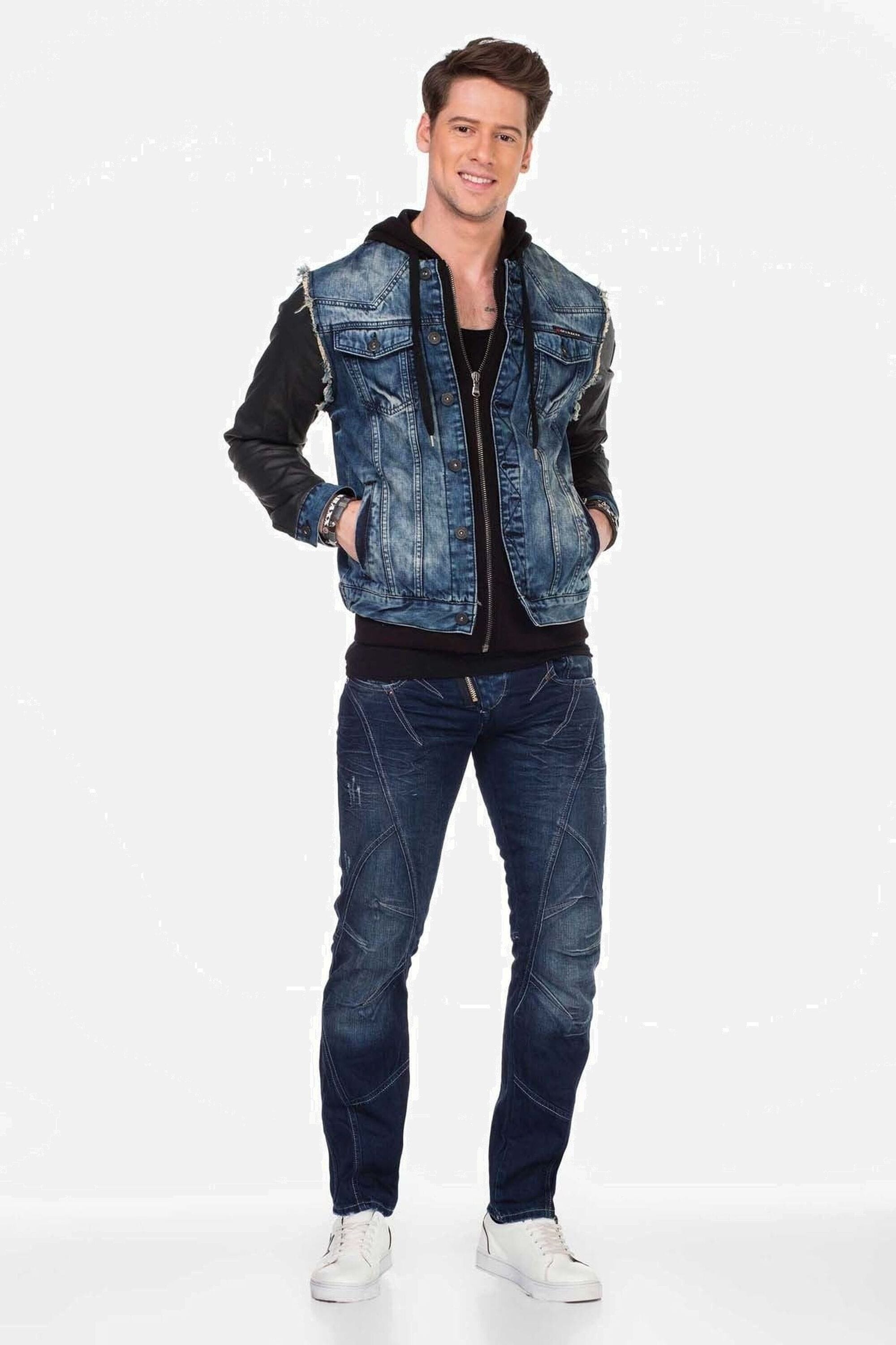Cipo & Baxx Jeansjacke »Jacke«, ohne Kapuze, mit Metall Patch am Oberarm, C-1290