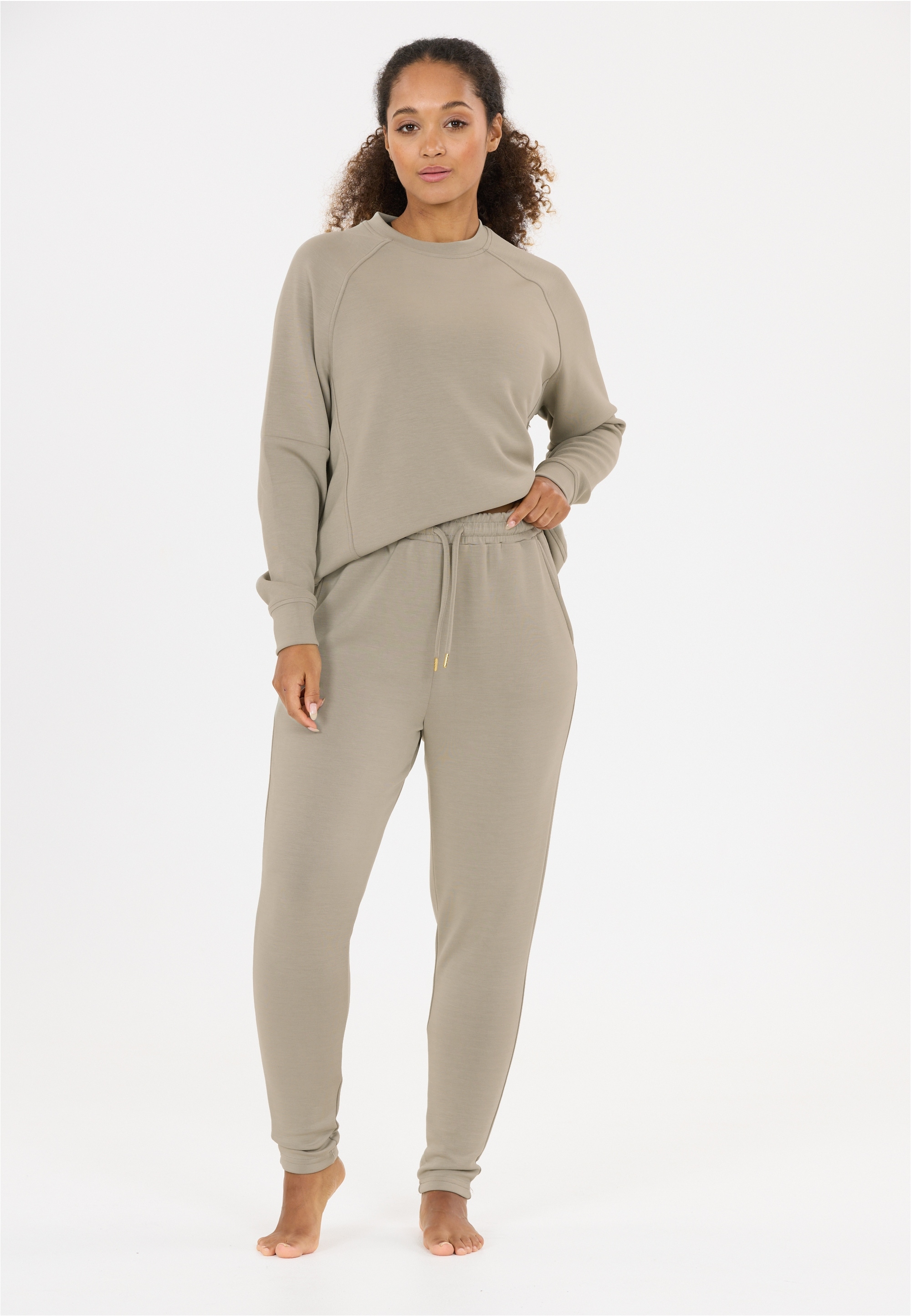 ATHLECIA Sweathose »Jacey«  aus weichem Modalmix