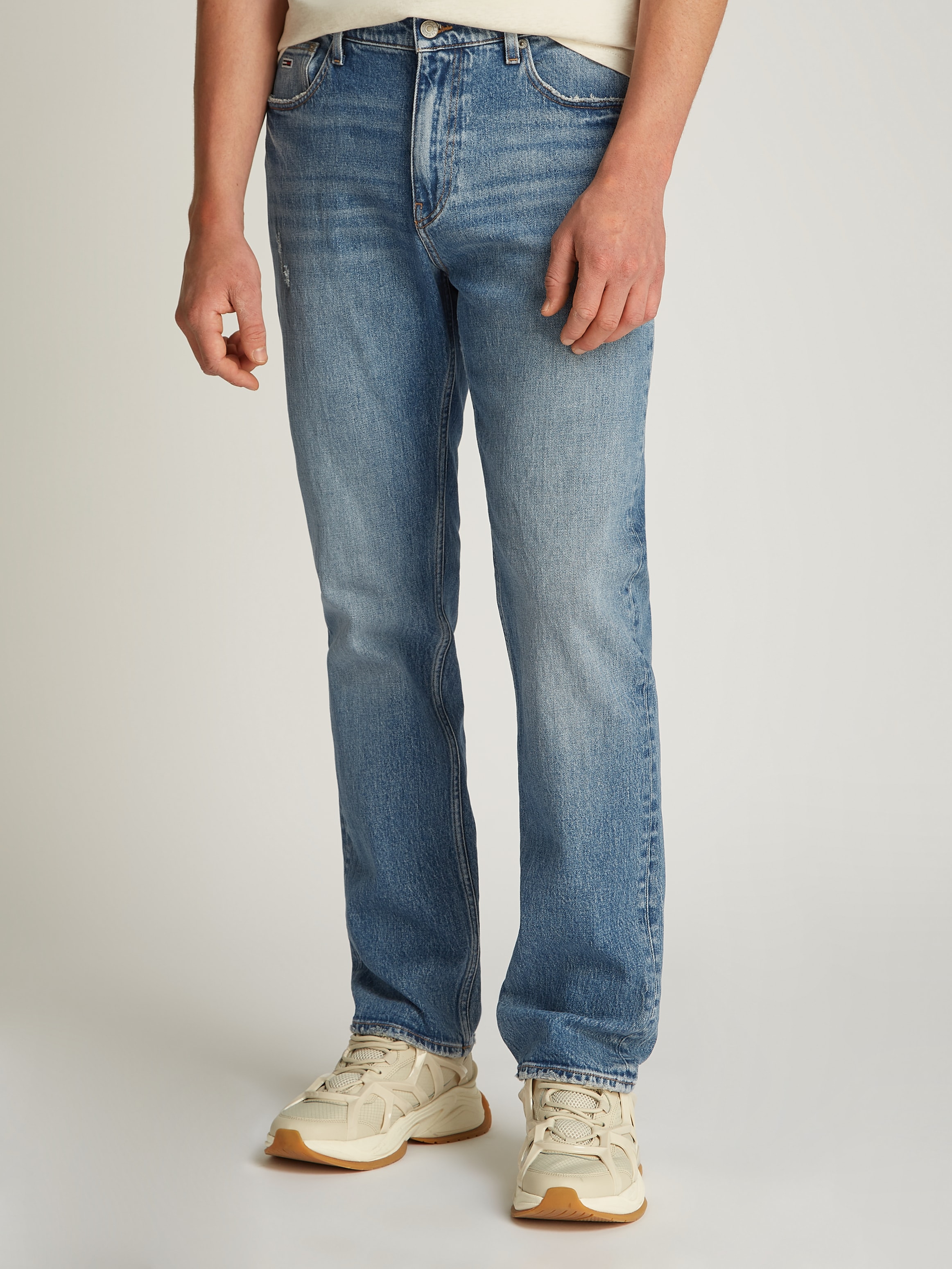 Tommy Jeans Regular-fit-Jeans "RYAN RGLR STRGHT", mit Logoprägung günstig online kaufen