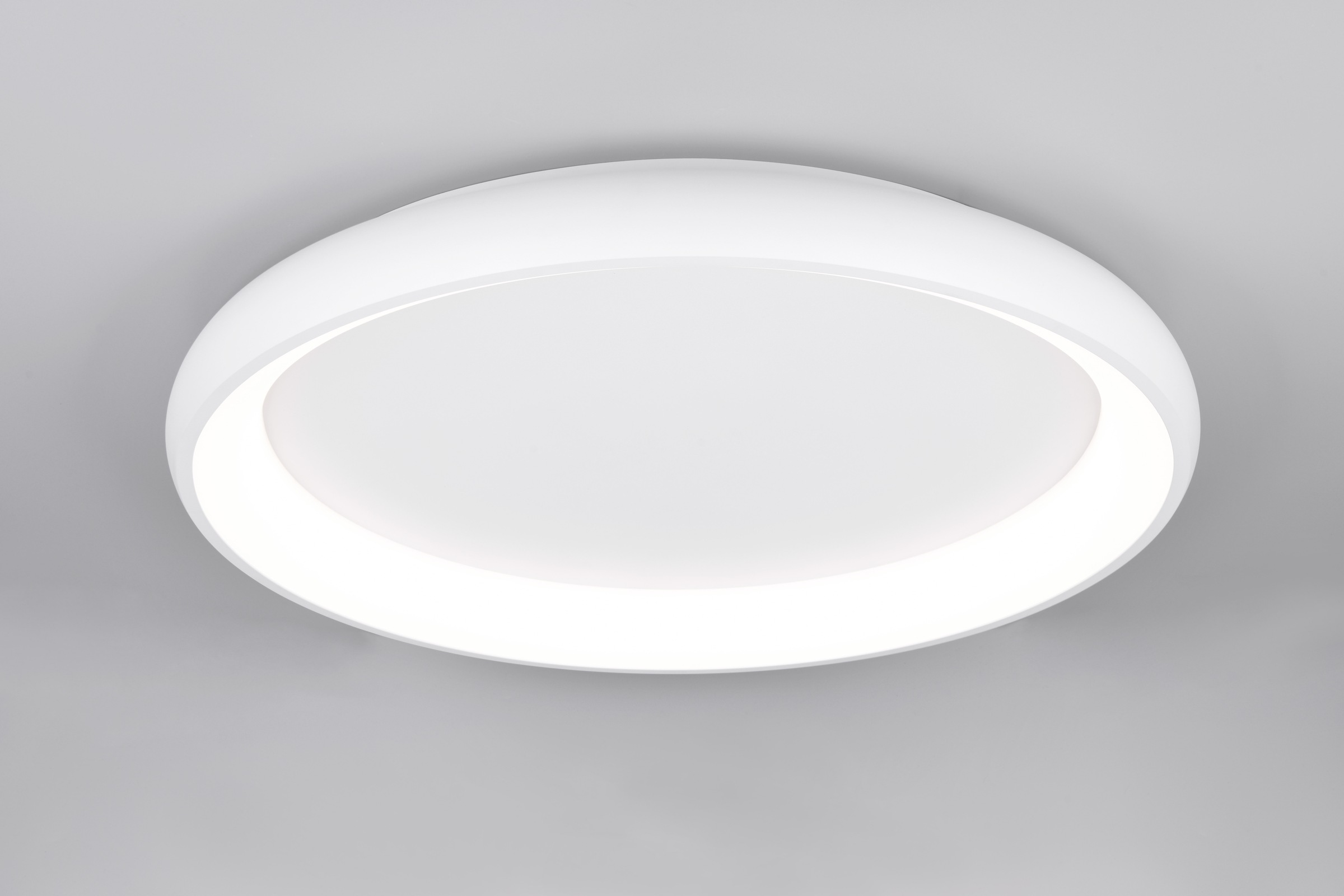 TRIO Leuchten LED Deckenleuchte »CARDONA, runde LED Deckenlampe Büro, Ø 75cm, 6900 Lumen 59W, dimmbar«, 1 flammig, Leuchtmittel LED-Board | LED fest integriert, CCT - Lichtfarbe einstellbar 2300/3000/4000K, auch Wandmontage möglich