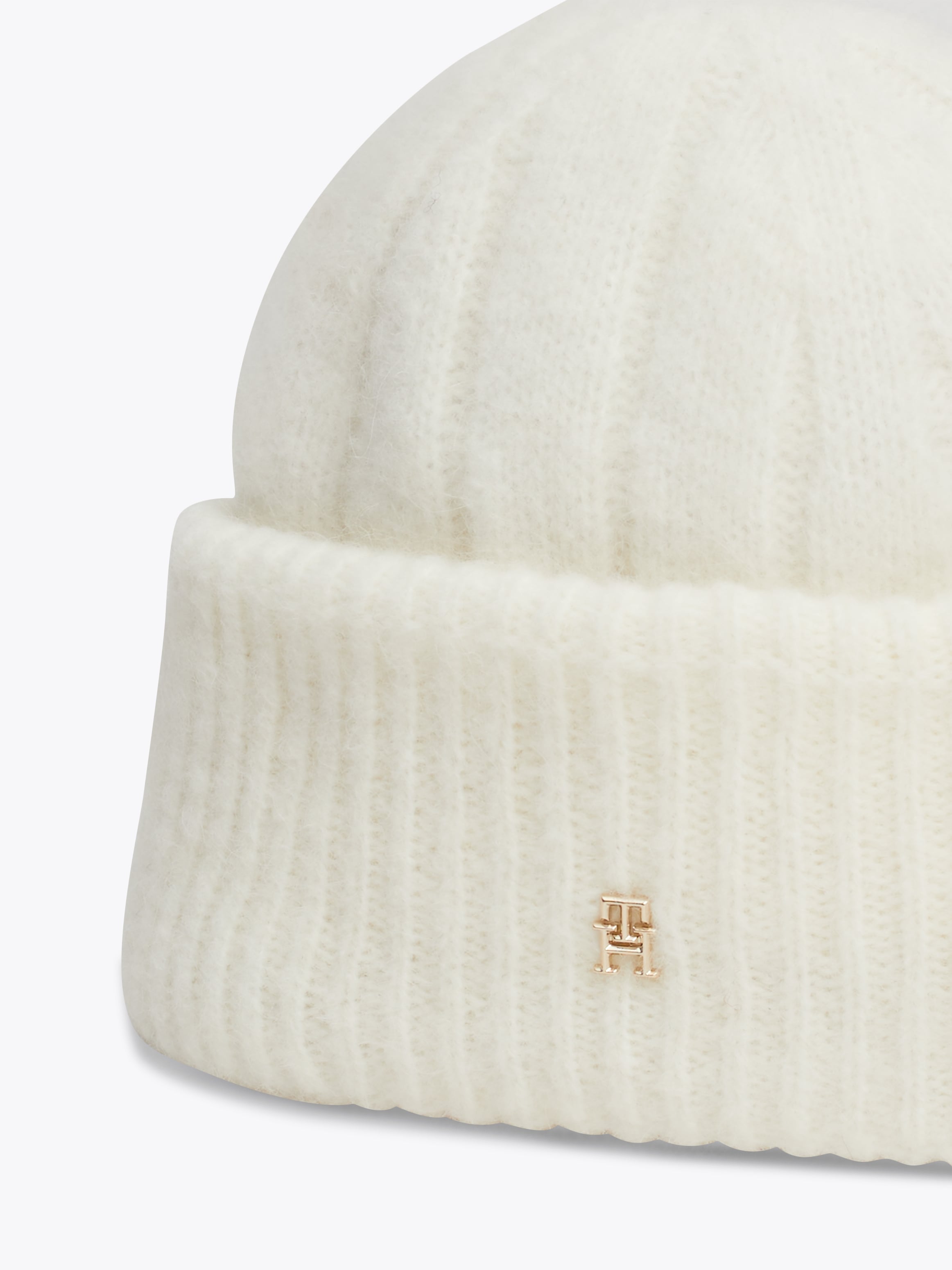 Tommy Hilfiger Beanie »TH TIMELESS BEANIE«, mit Monogramm-Emblem