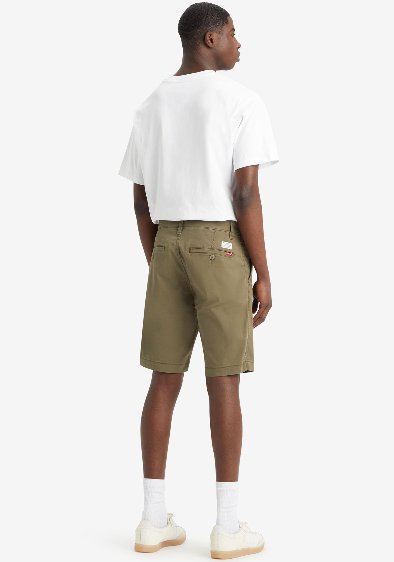 Levi's® Chinoshorts »XX CHINO SHORT II«, Sommerhose mit Logobadge