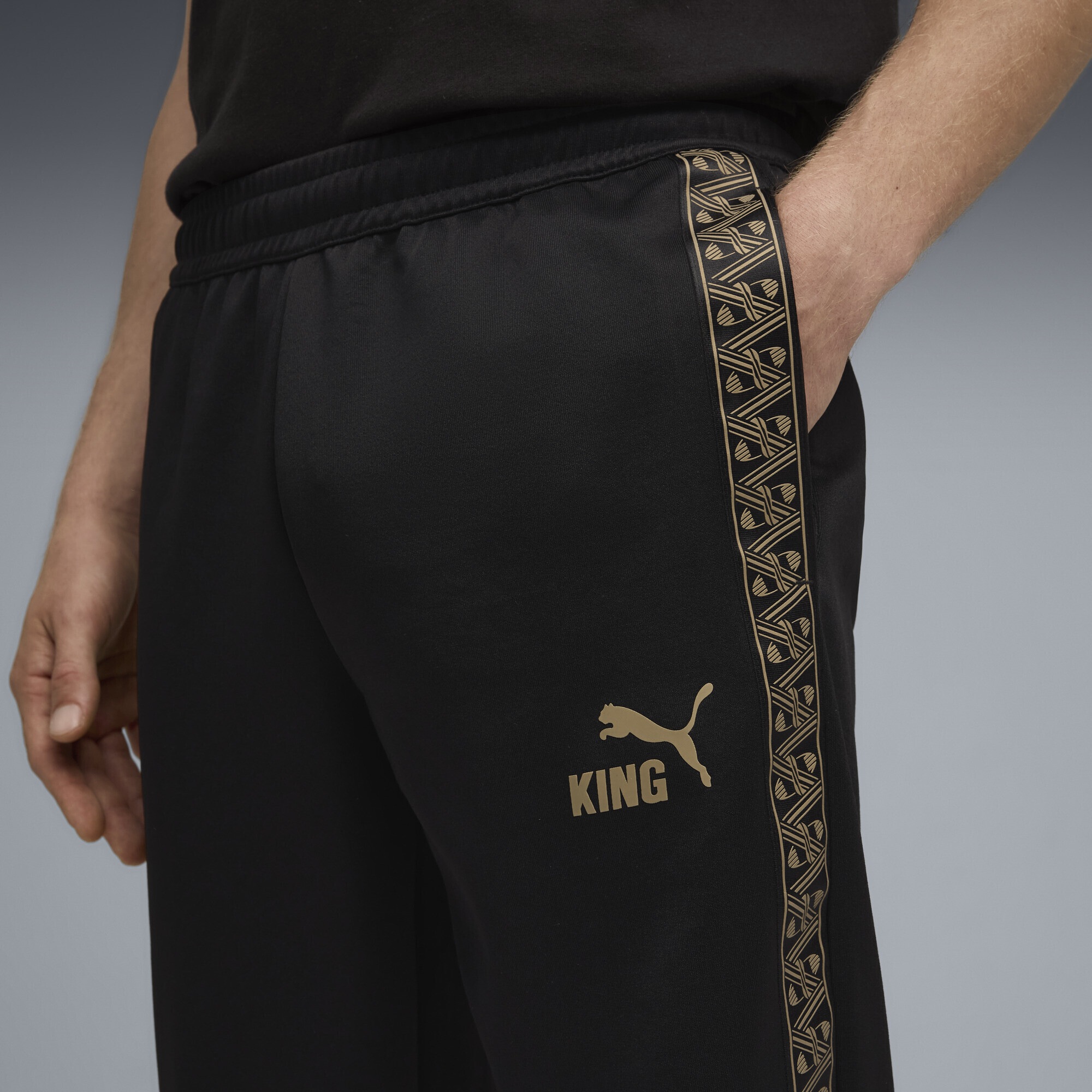 PUMA Sporthose »KING Anthem Fußballhose Herren«