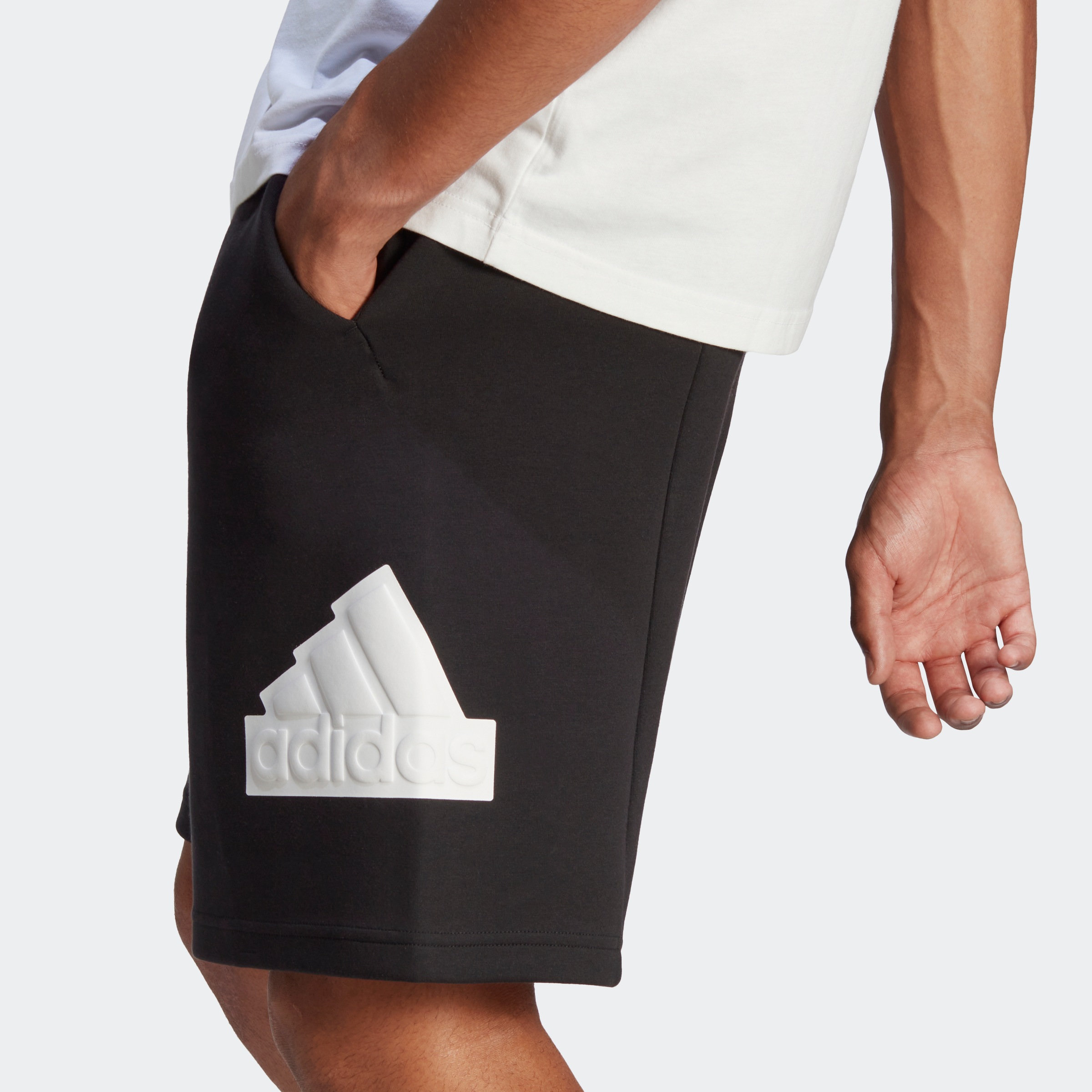 adidas Sportswear Shorts »FUTURE ICONS BADGE OF SPORT«, (1 tlg.)