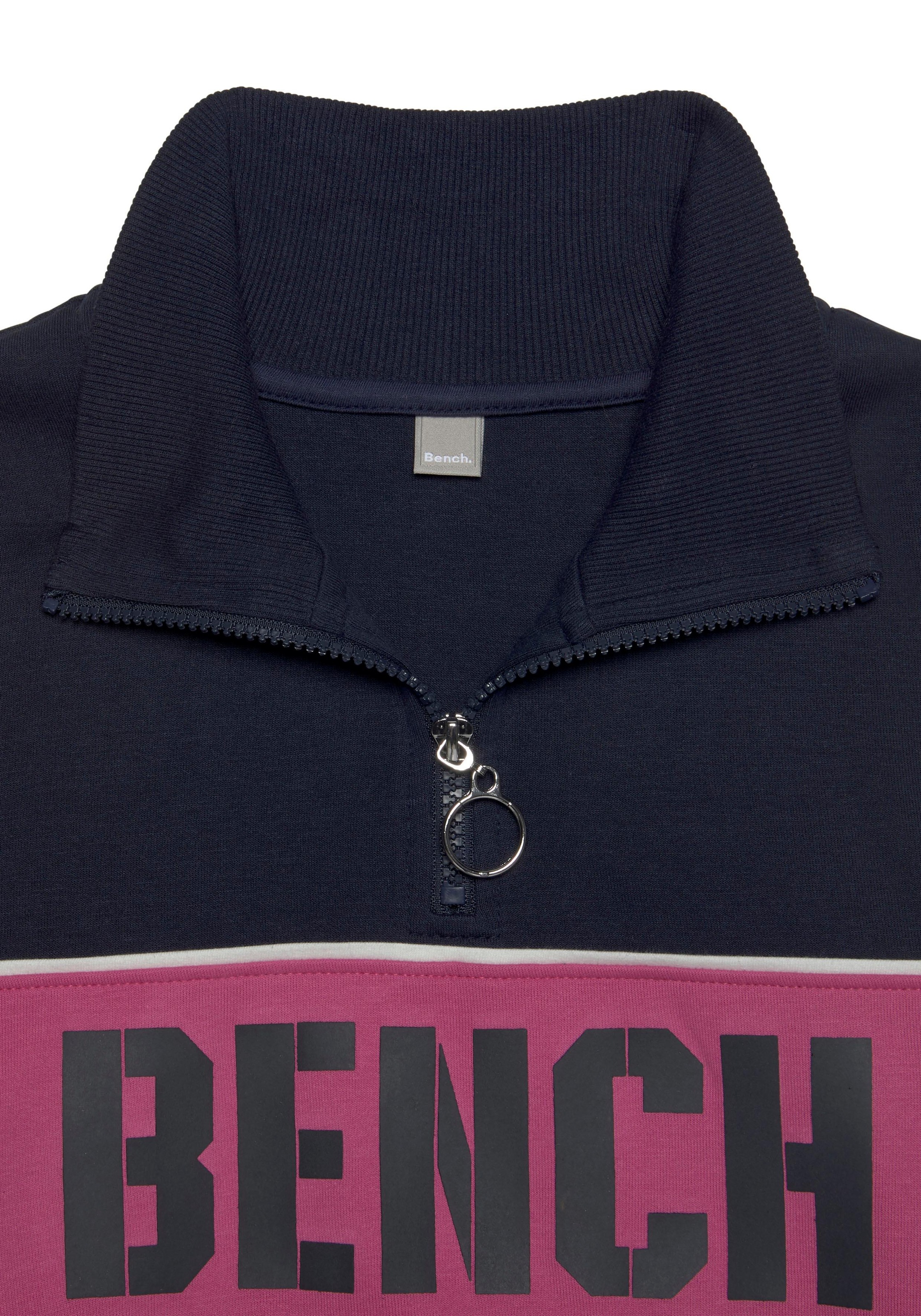 Bench. Sweatshirt, im BAUR | Color-Blocking bestellen Design Logoprint mit