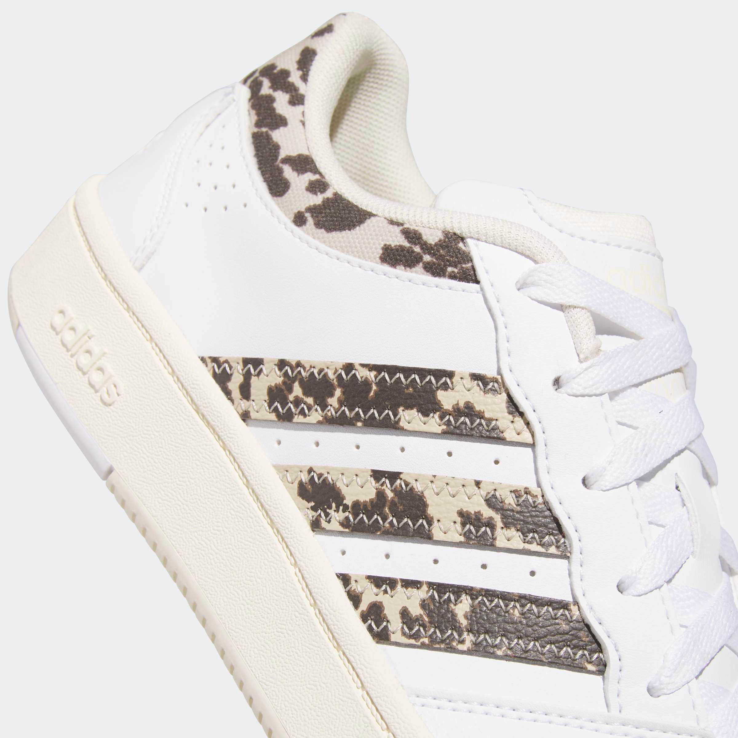 adidas Sportswear Sneaker »HOOPS CLASSIC W«  mit Animal Print