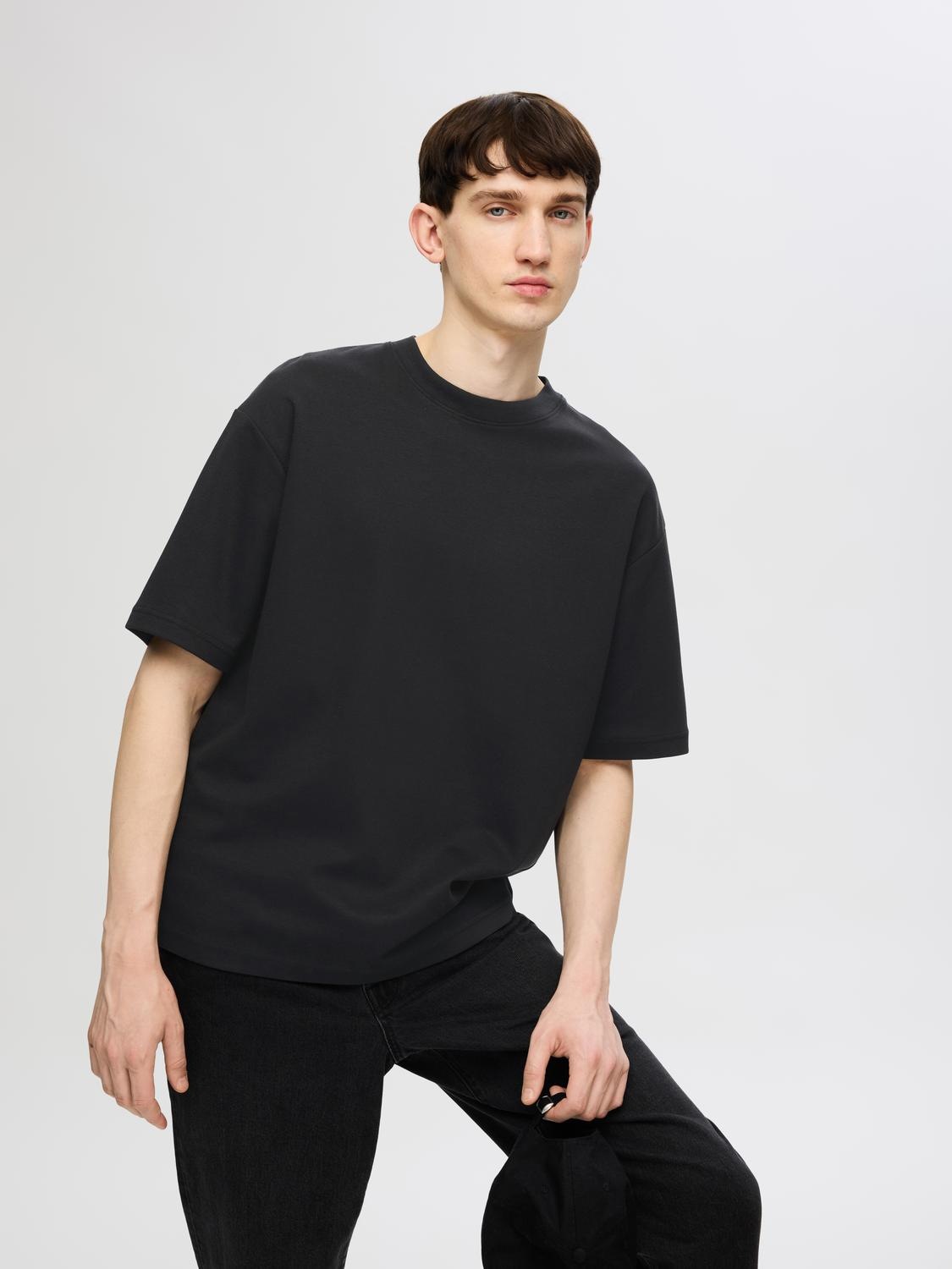 SELECTED HOMME Rundhalsshirt "SLHLOOSEOSCAR SS O-NECK TEE NOOS" günstig online kaufen