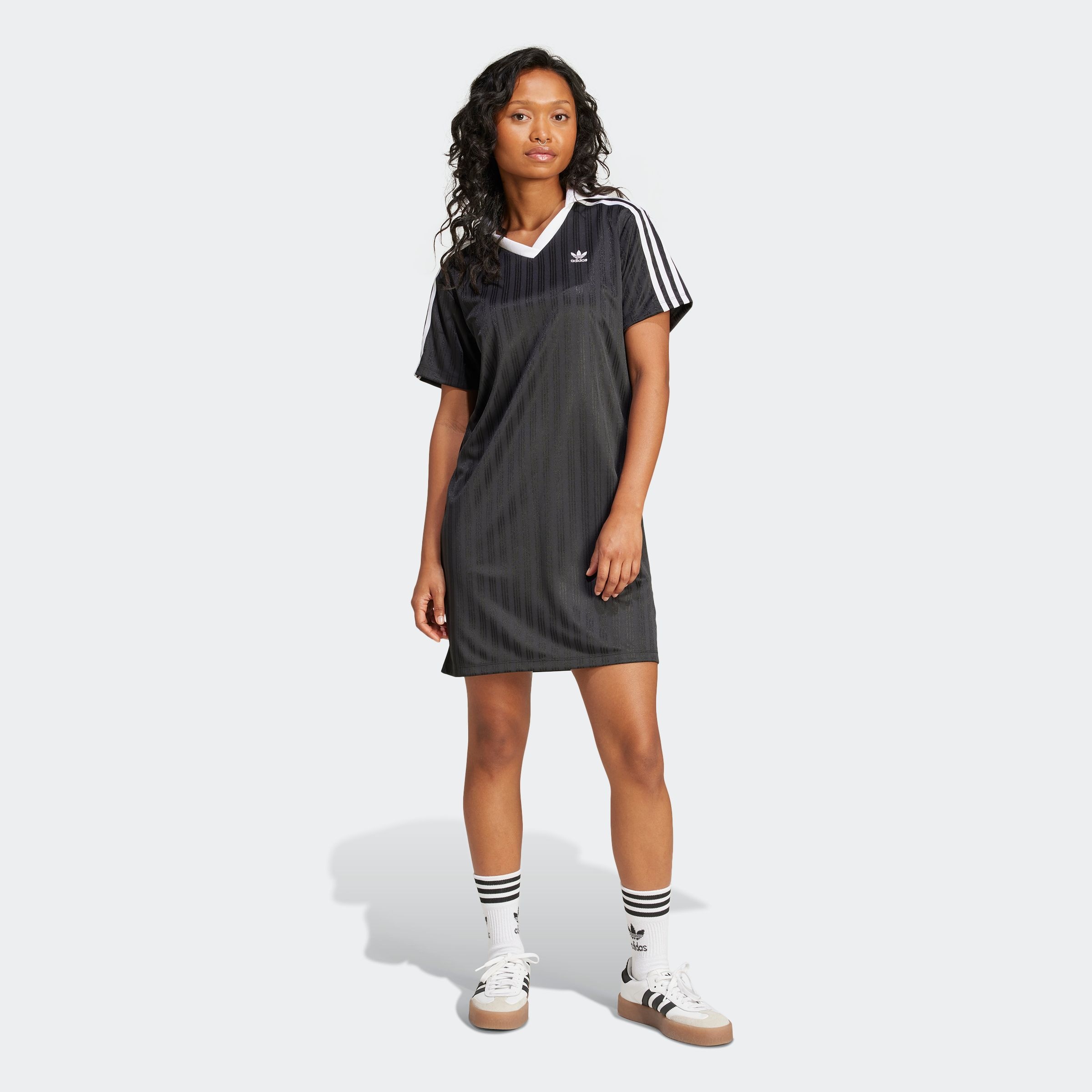 adidas Originals Shirtkleid "V-NECK SS DRESS" 1 Stk. tlg. günstig online kaufen