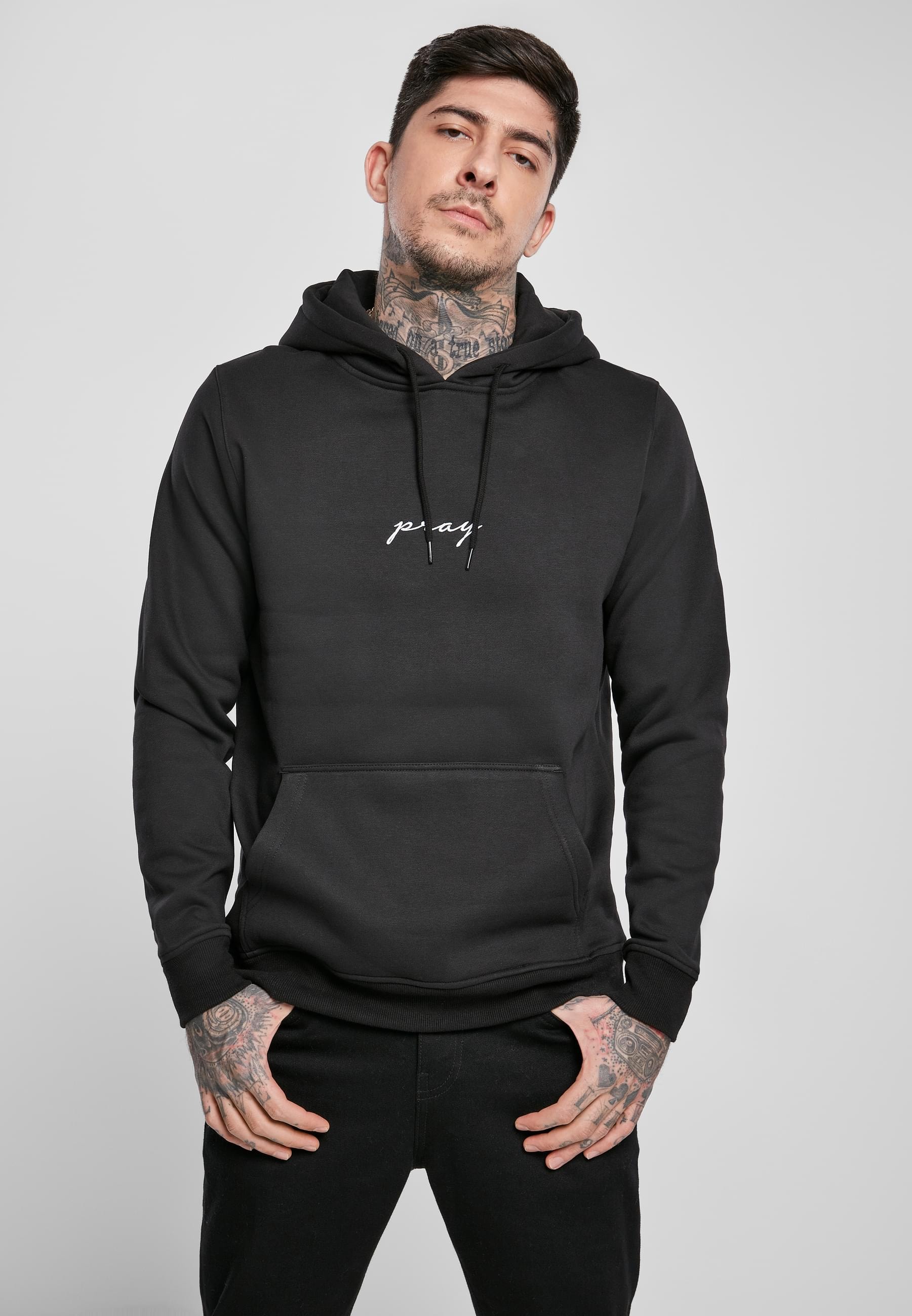 MisterTee Sweatshirt »MisterTee Herren Pray EMB Hoody«, (1 tlg.)