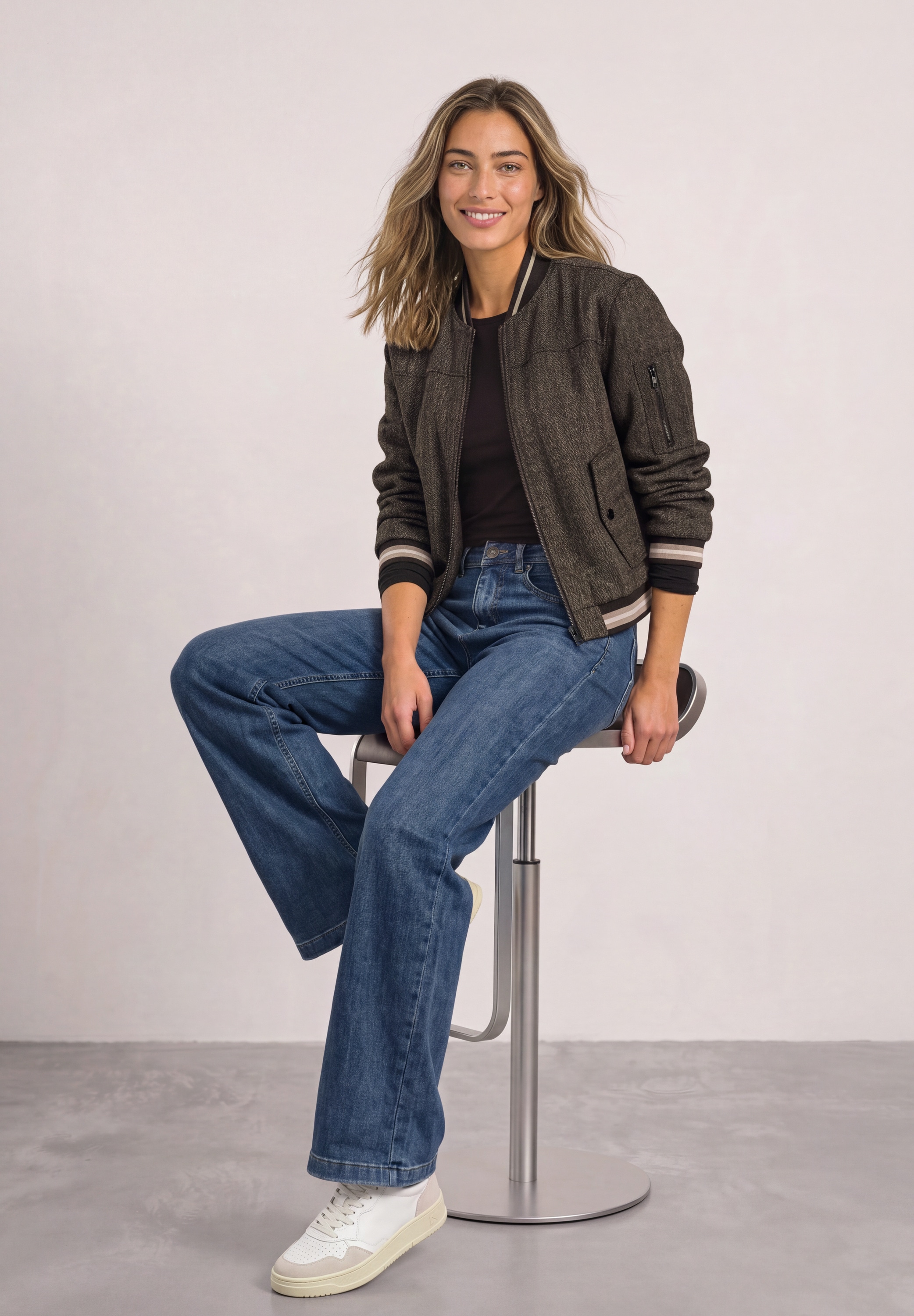 STREET ONE Blouson ohne Kapuze aus softem Materialmix