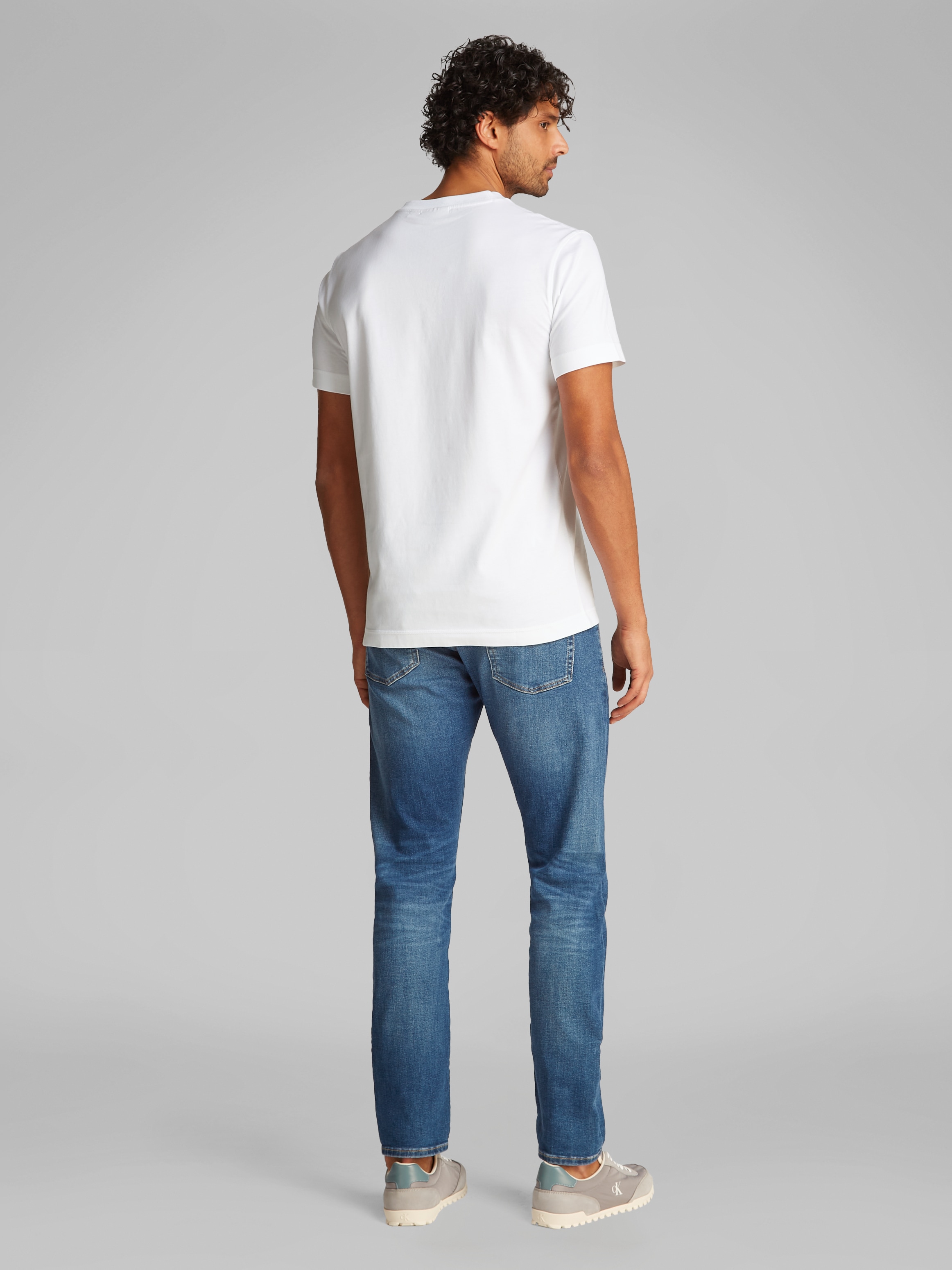 Calvin Klein Jeans Rundhalsshirt »WOVEN LABEL REGULAR TEE«, Logostickerei