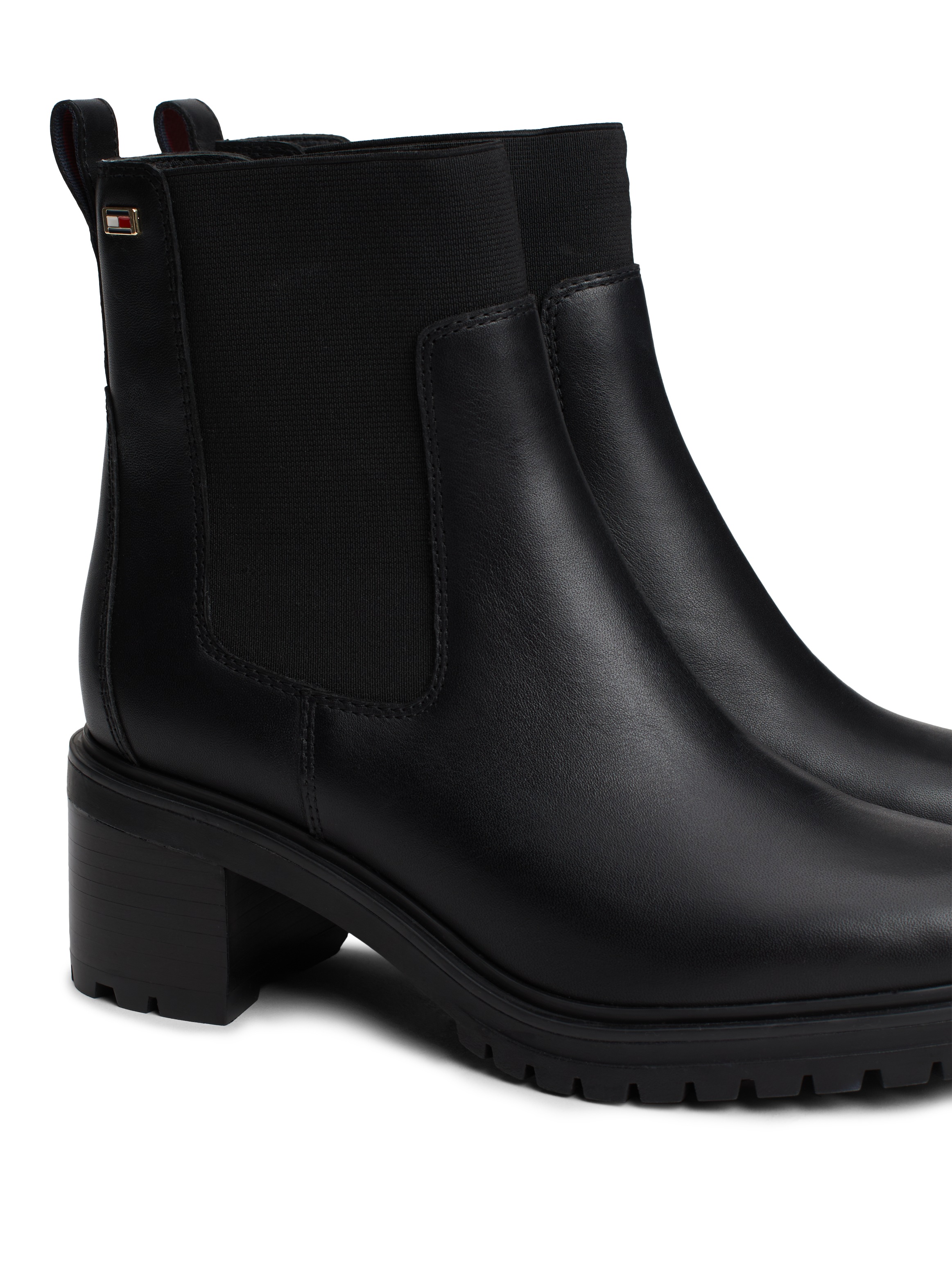 Tommy Hilfiger Chelseaboots »FLAG MID HEEL LEATHER CHELSEA«, Blockabsatz, Stiefelette, Schlupfboots mit seitlicher Logoflag