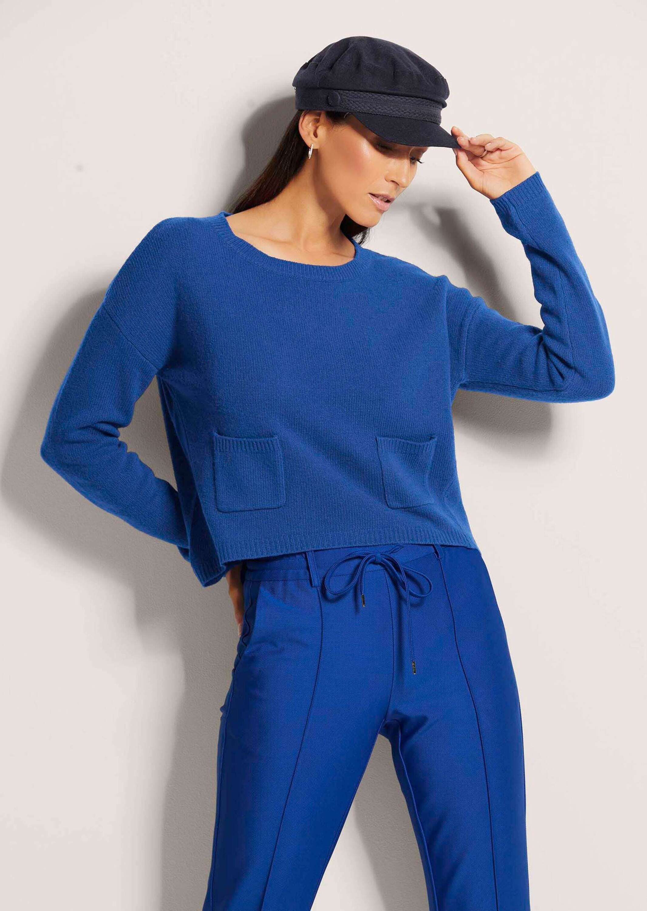 MADELEINE Longpullover »Pullover Rundhals-Pullover mit Taschen«