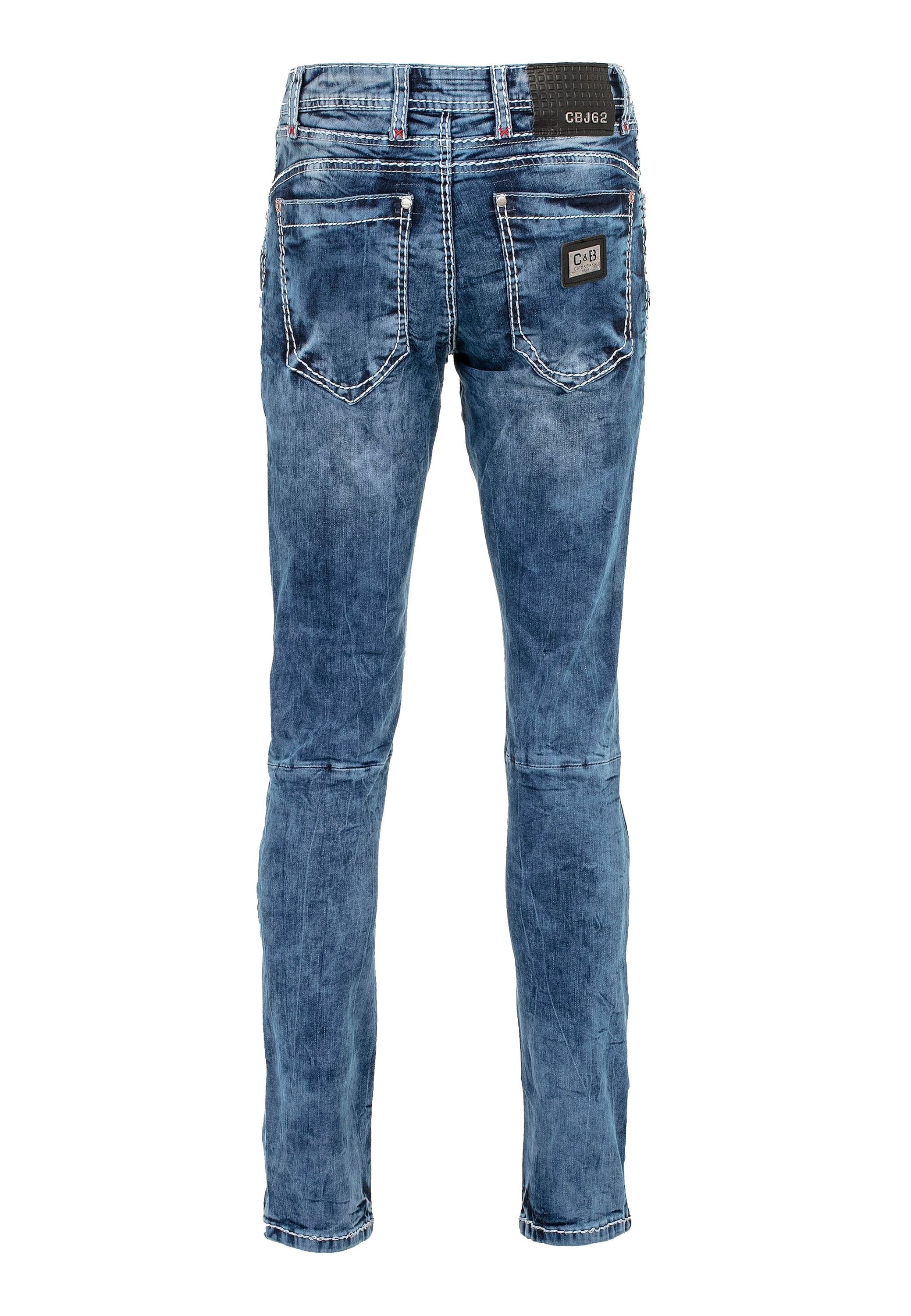 Cipo & Baxx 5-Pocket-Jeans »DENIM«, bequeme Jeans in klassischem Design, CD588
