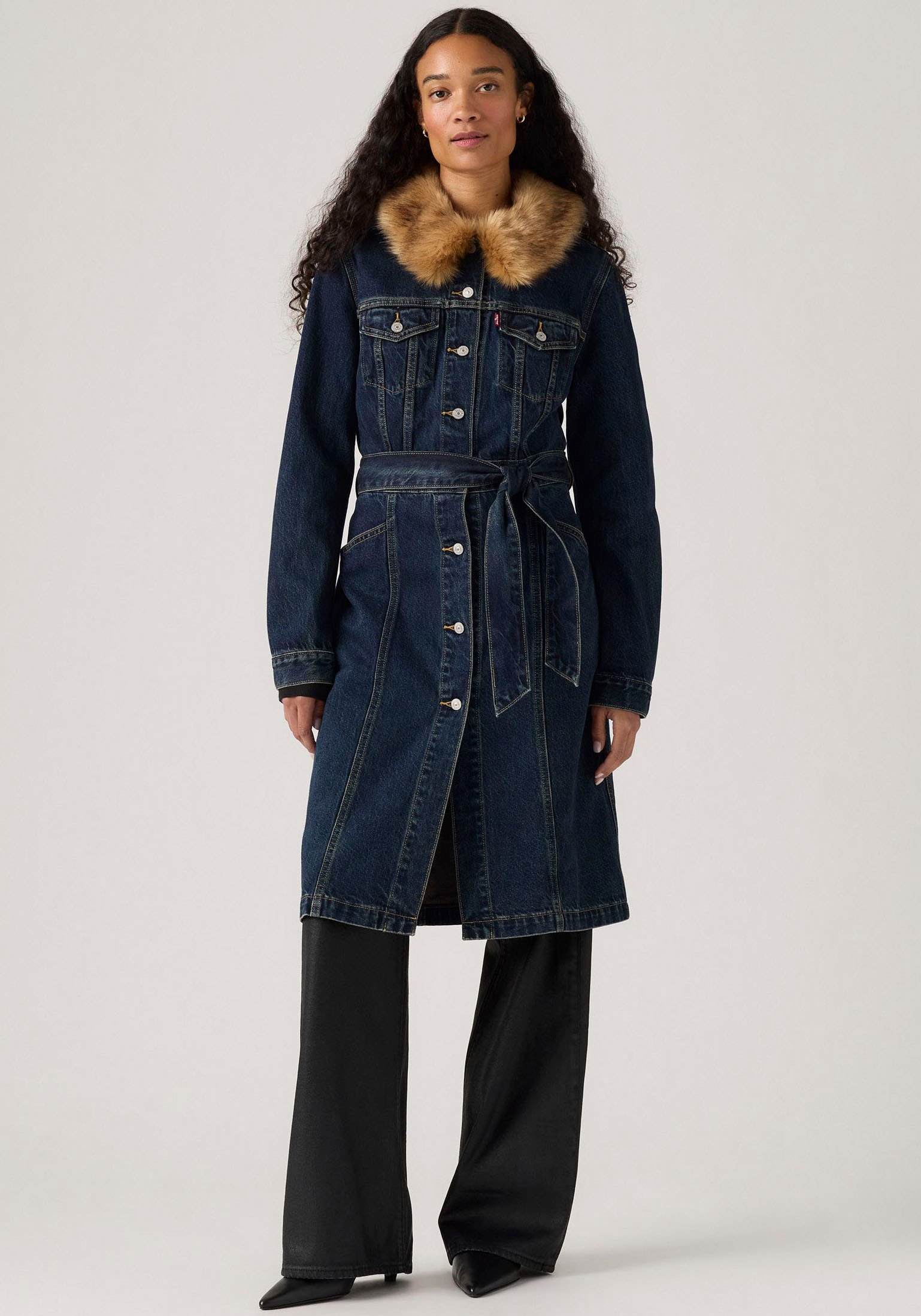 Levis Langmantel "MOB WIFE TRUCKER", Kragenbesatz abnehmbar günstig online kaufen
