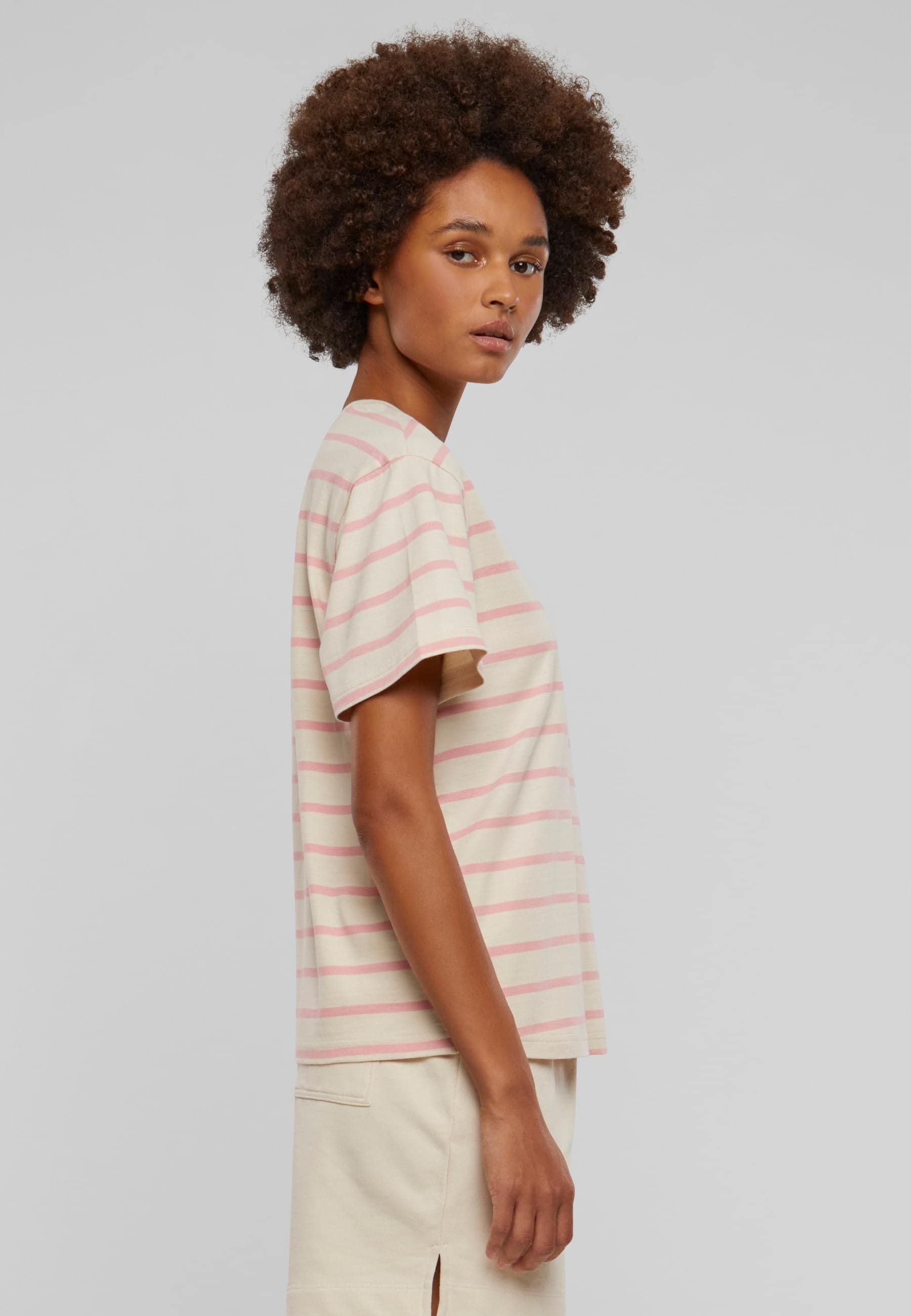 URBAN CLASSICS T-Shirt »Urban Classics Damen Ladies Striped Boxy Tee«, (1 tlg.)
