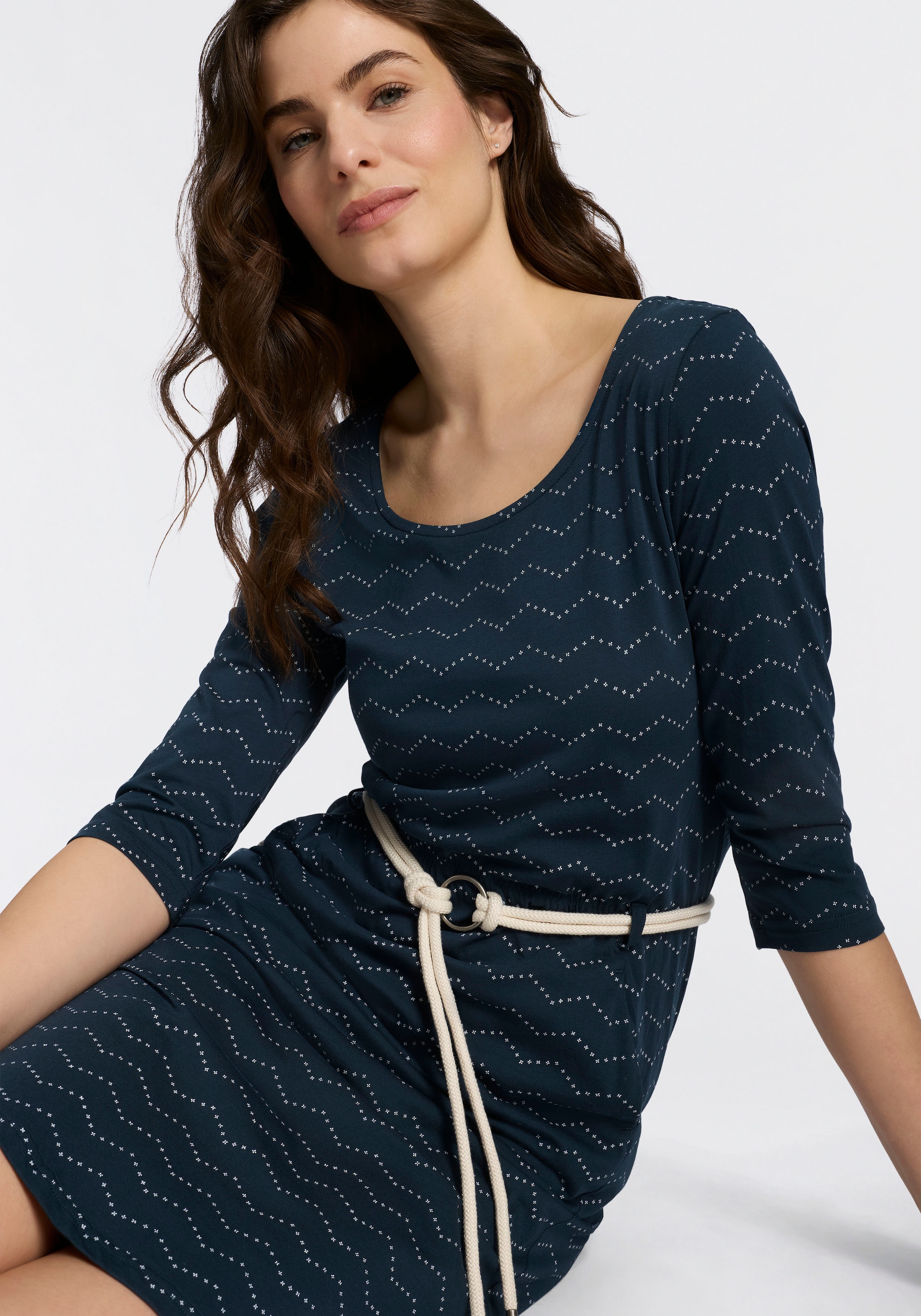 Ragwear Jerseykleid »LILITHA ZIG ZAG O« mit Taillen-Bindegürtel