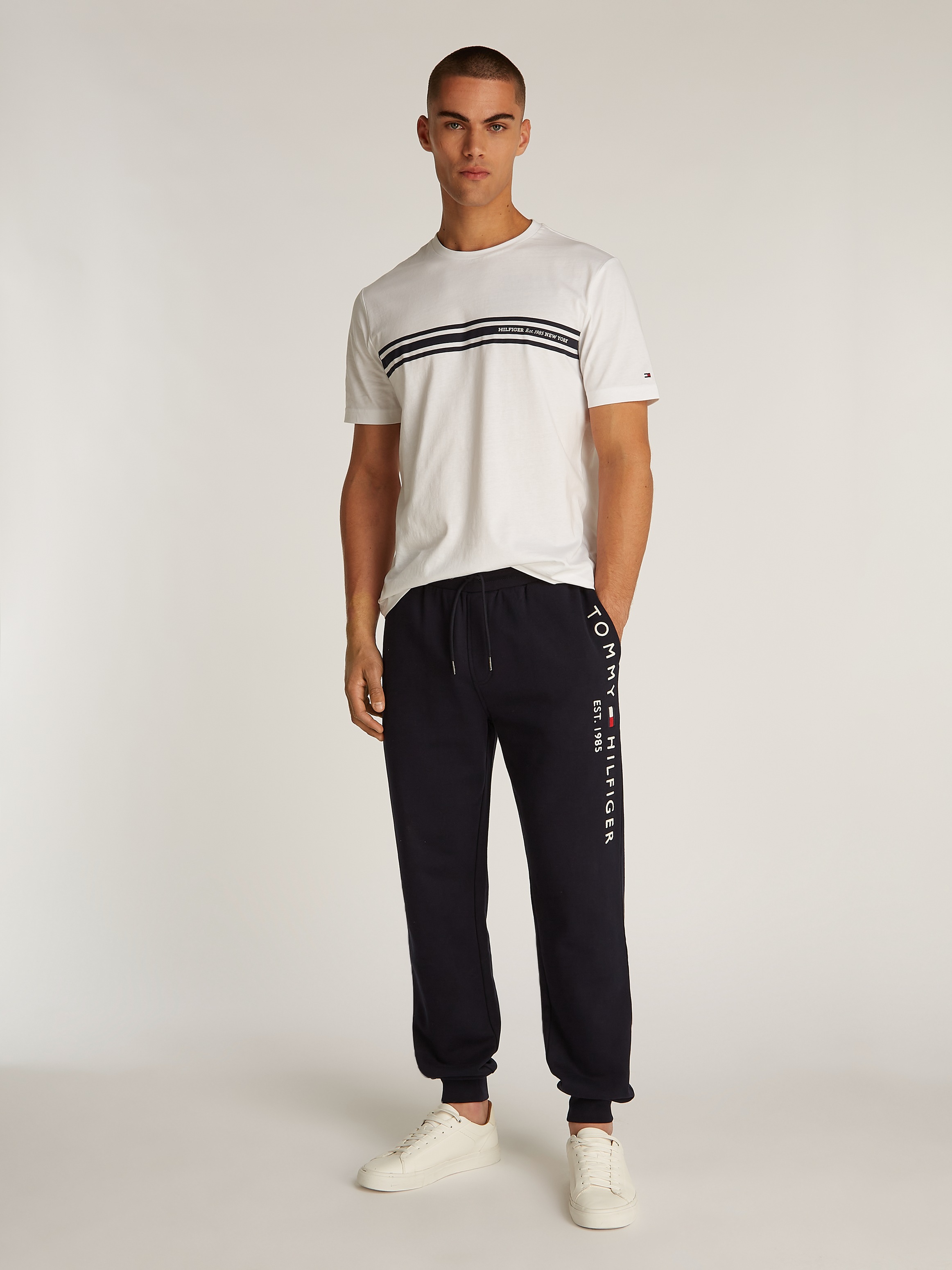 Tommy Hilfiger Sweathose »BASIC BRANDED SWEATPANTS«, mit großem Tommy Hilfiger Schriftzug