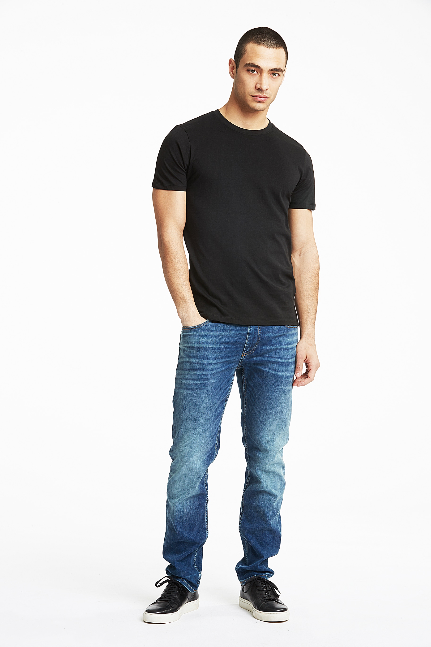 LINDBERGH T-Shirt, (Packung, 4 tlg.), mit Rundhalsausschnitt im 4-er Pack