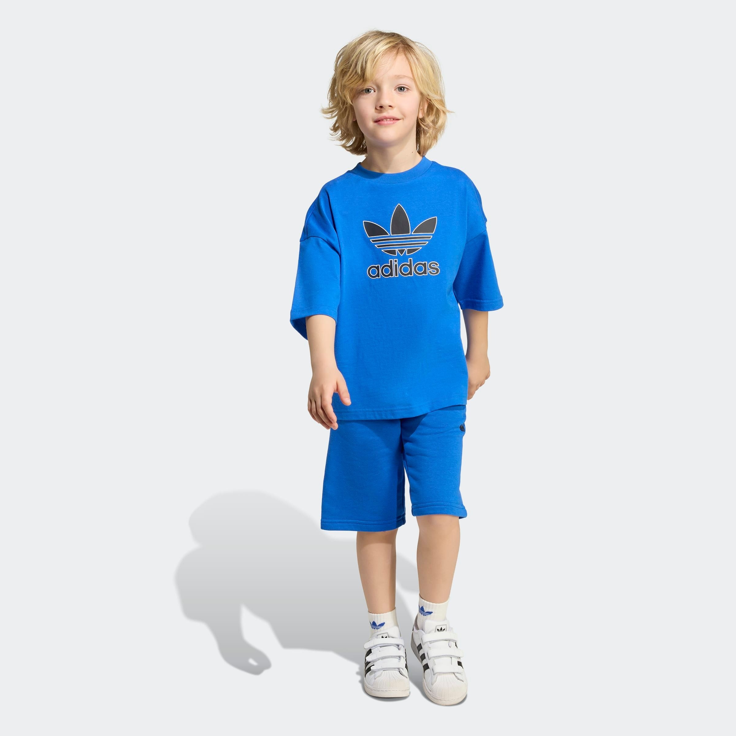Trainingsanzug ADIDAS ORIGINALS "UND SET BIG LOGO DESIGN KIDS", Jungen, Gr. 128, blau (blau, schwarz), Obermaterial: 100% Baumwolle. Obermaterial Hose: 70% Baumwolle, 30% Polyester, Sportanzüge Trainingsanzug 2