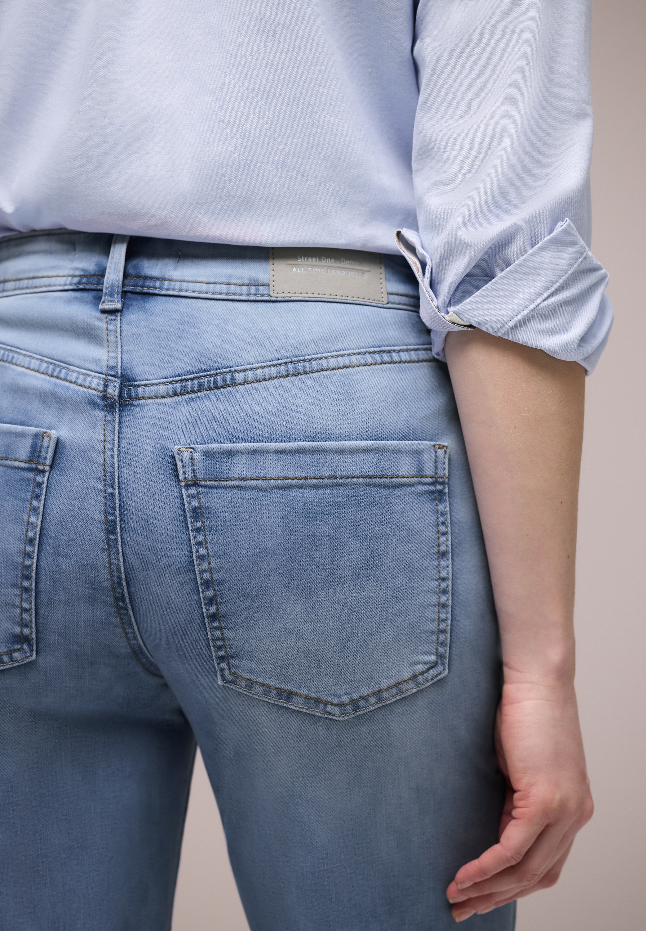 STREET ONE High-waist-Jeans »Style Emee« mit weitem Bein und Viskose mit Stretch