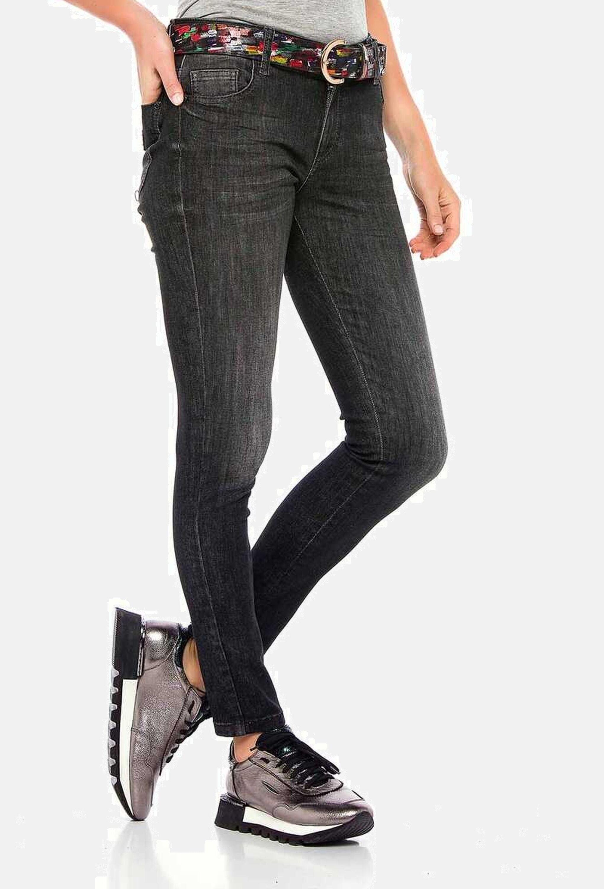 Cipo & Baxx 7/8-Jeans »Cipo & Baxx Jeans« Aus hochwertigen Materialien, WD394