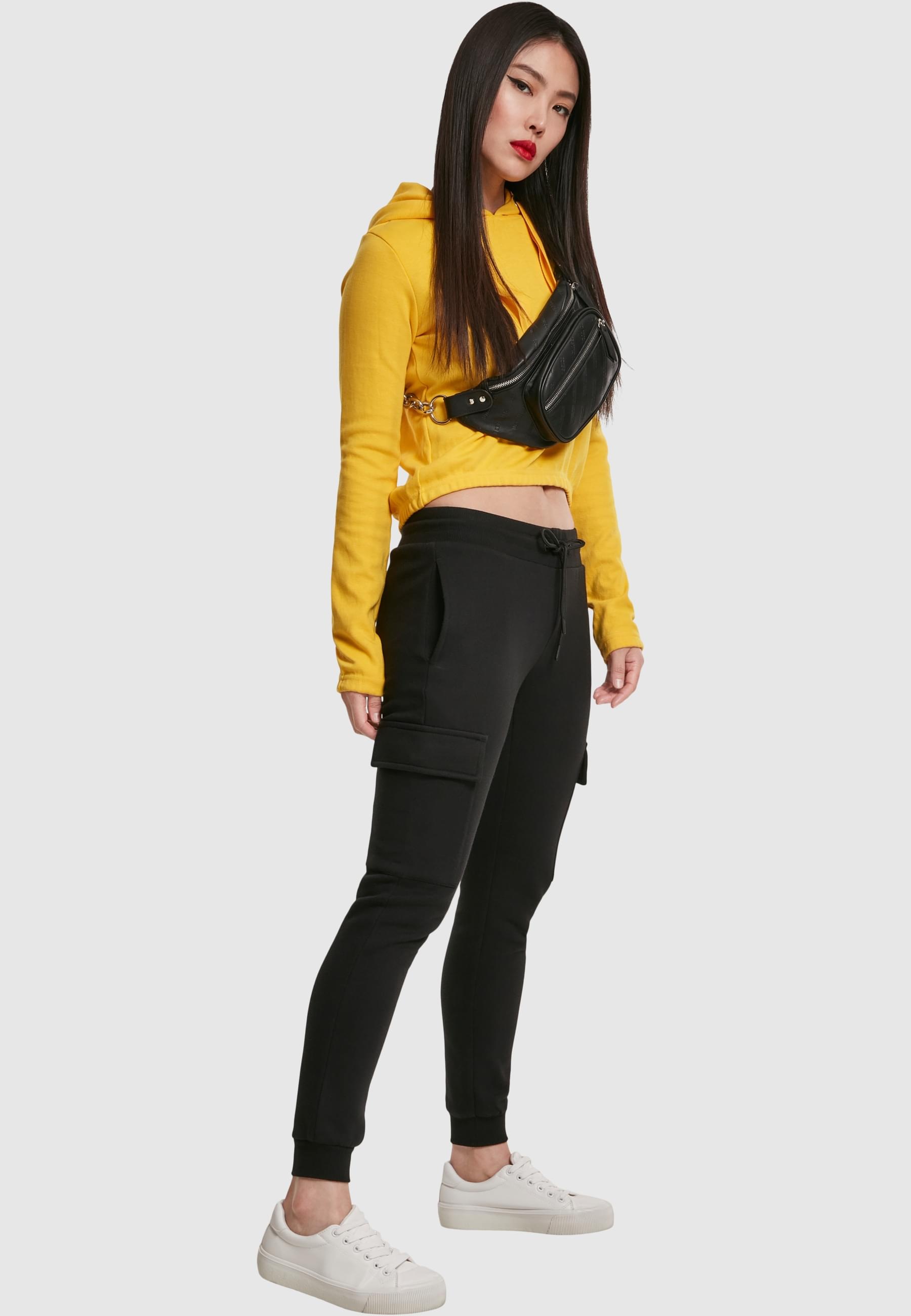 URBAN CLASSICS Stoffhose »Urban Classics Damen Ladies Cargo Sweat Pants«, (1 tlg.)