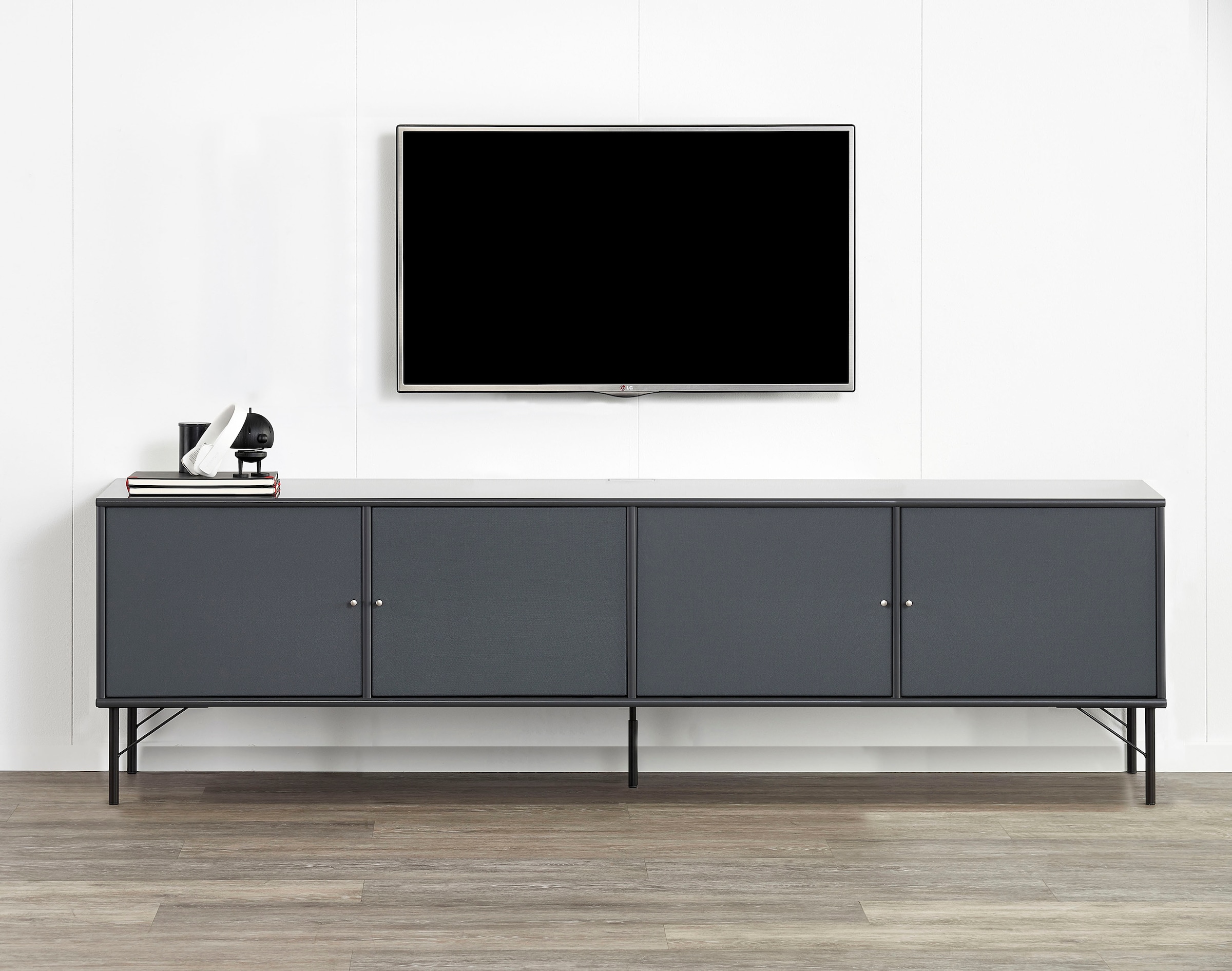 Hammel Furniture  TV spintelė »Mistral« su durys su Akus...