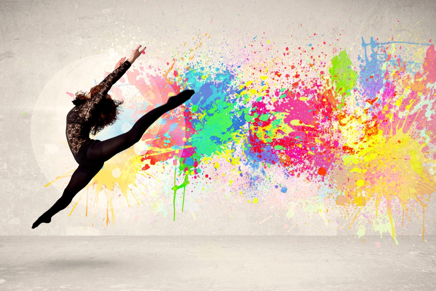 queence Acrylglasbild "tanzende Frau" Abstrakt  Frau  Graffiti  Kunst  Tanz günstig online kaufen