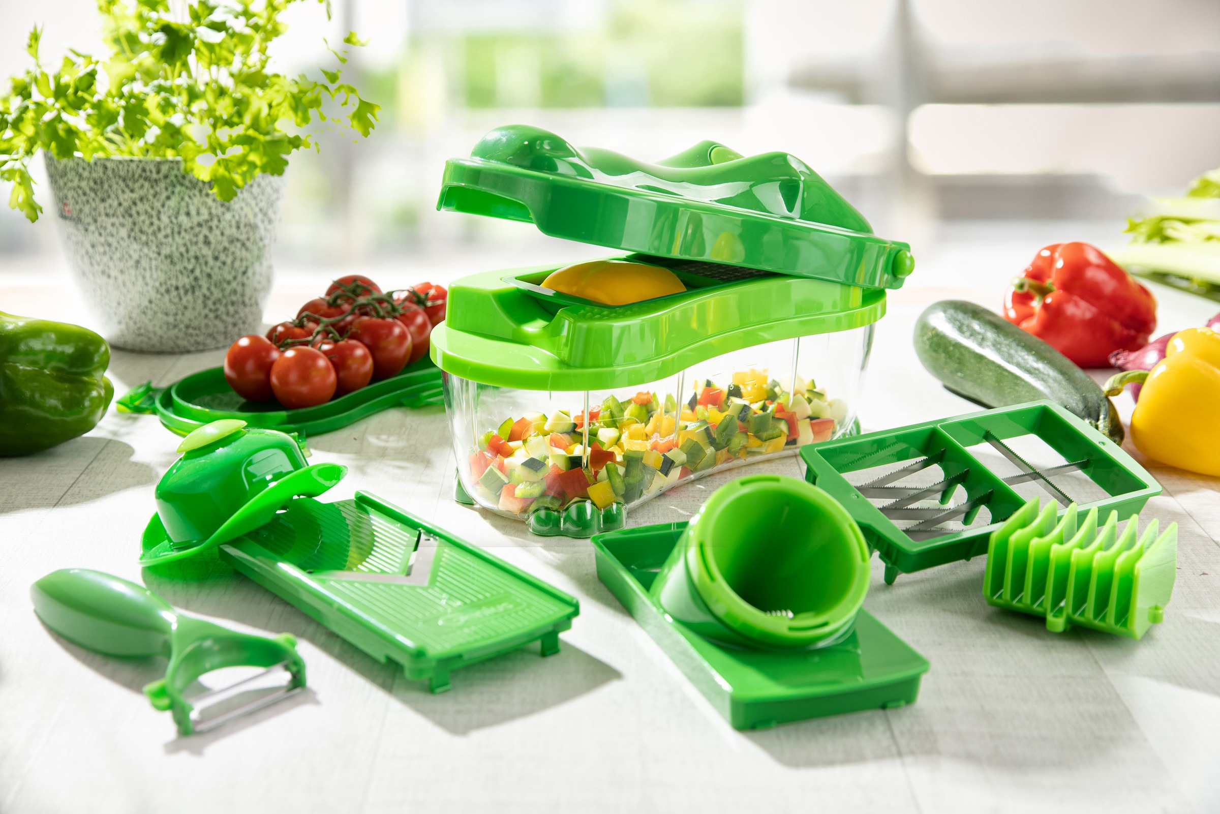 Genius Zerkleinerer »Nicer Dicer Fun«, 1500 ml Kunststoff-Auffangbehälter, Set 14-tlg