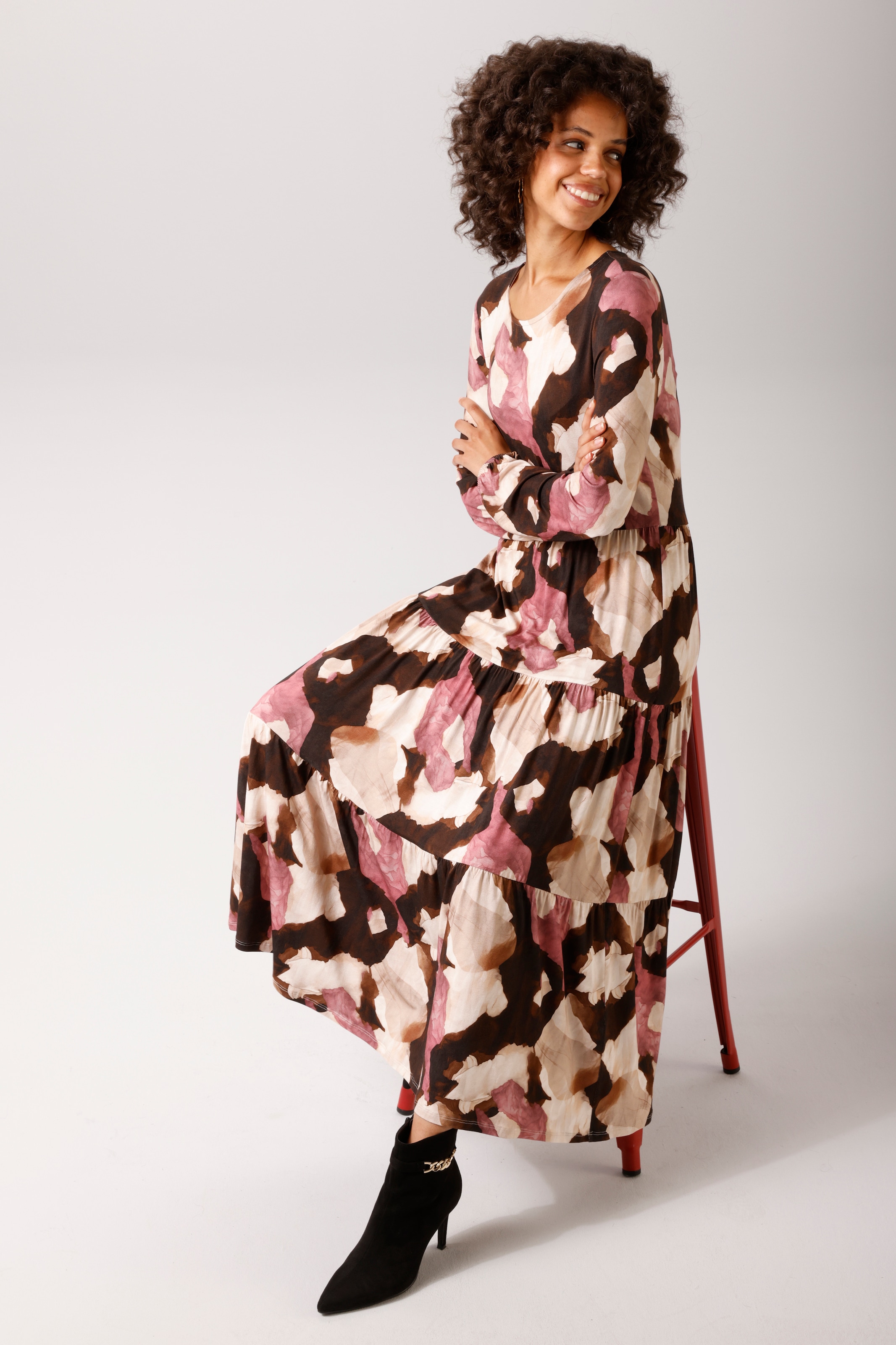 Aniston CASUAL Midikleid mit grafischem Batik-Druck - jedes Teil ein Unikat - NEUE KOLLEKTION