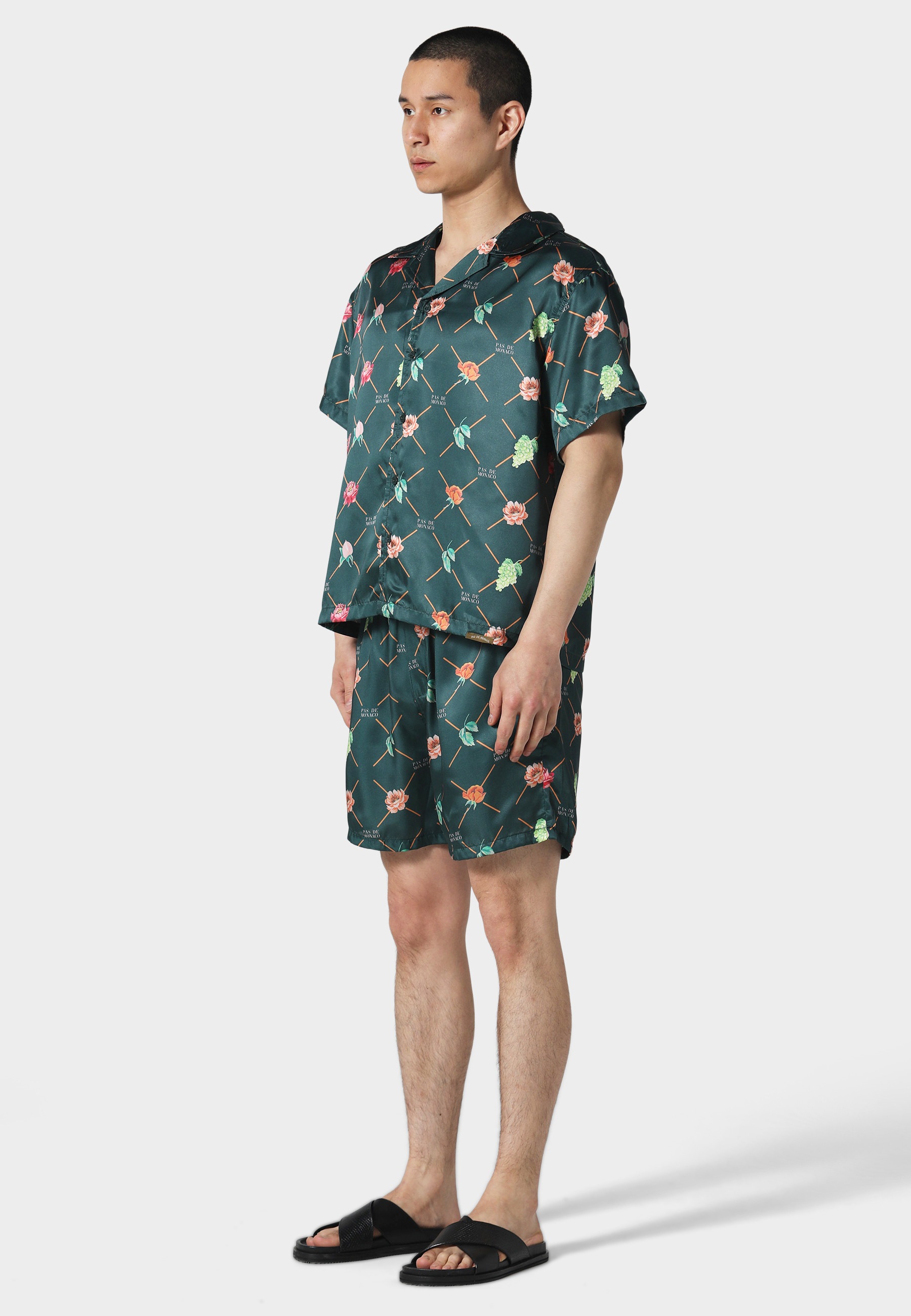 Pas De Monaco Shorts »Pas De Monaco FRUIT MONOGRAM SHORTS«