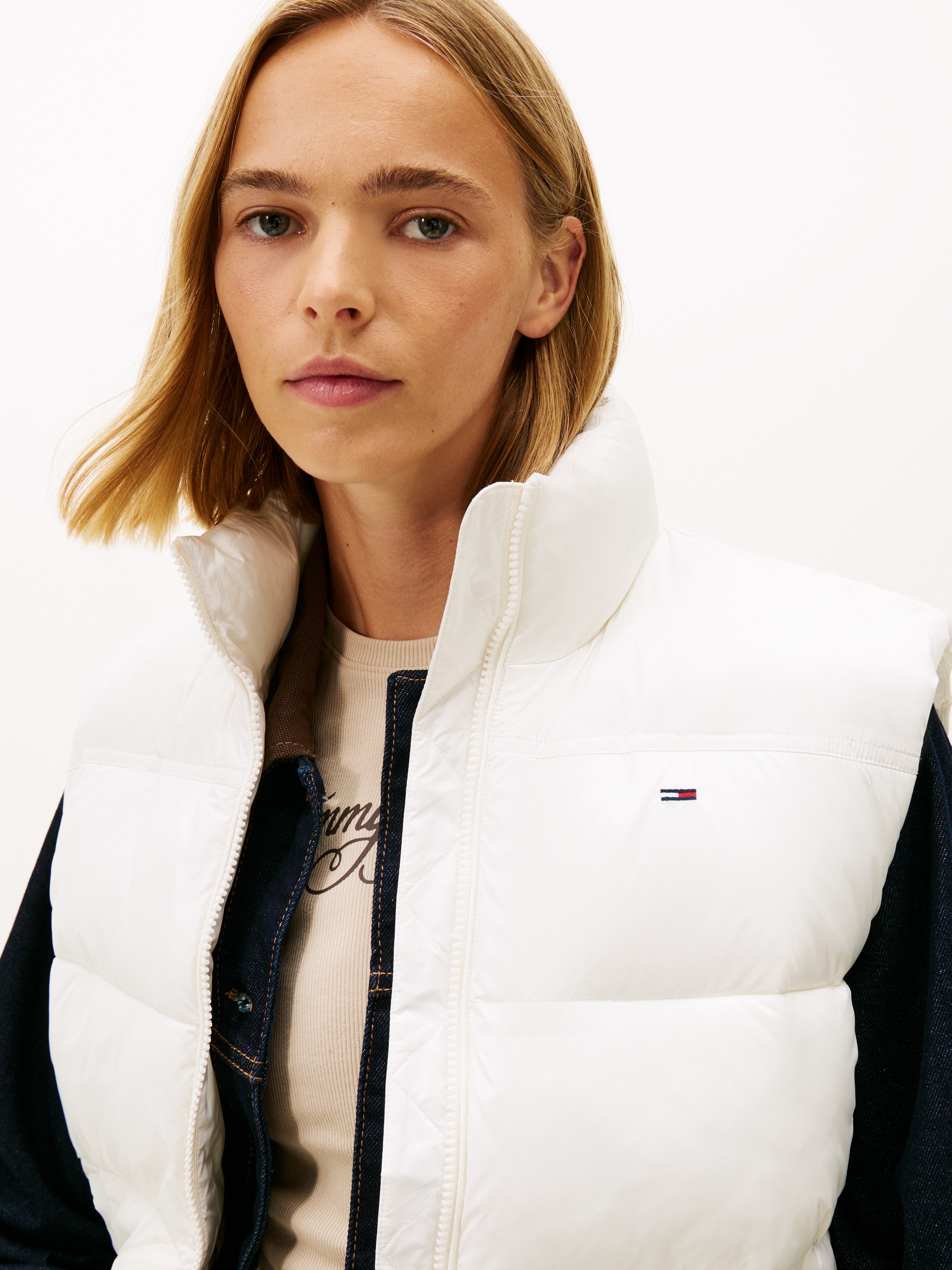 Tommy Jeans Steppweste "TJW ESSENTIAL PUFFER VEST SHINY" günstig online kaufen