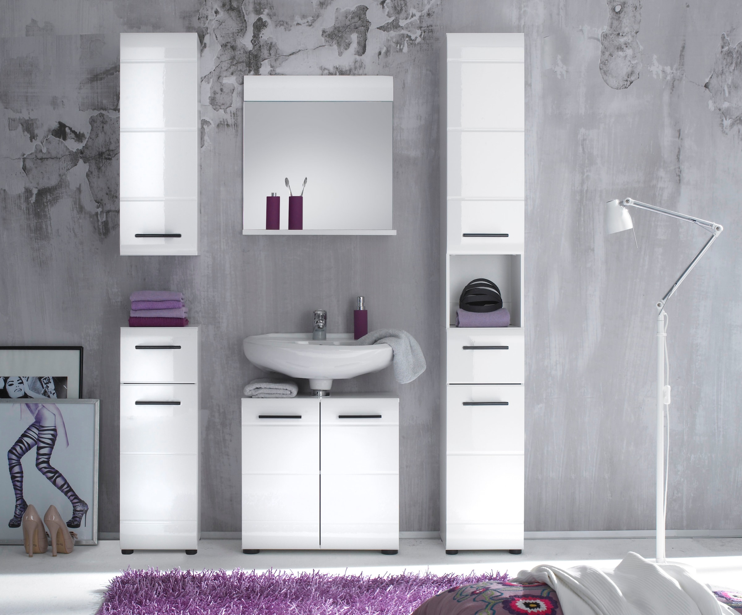 INOSIGN Hochschrank »Sovana«, Badezimmerschrank in Hochglanzoptik - (B/T/H) 30/31/182 cm