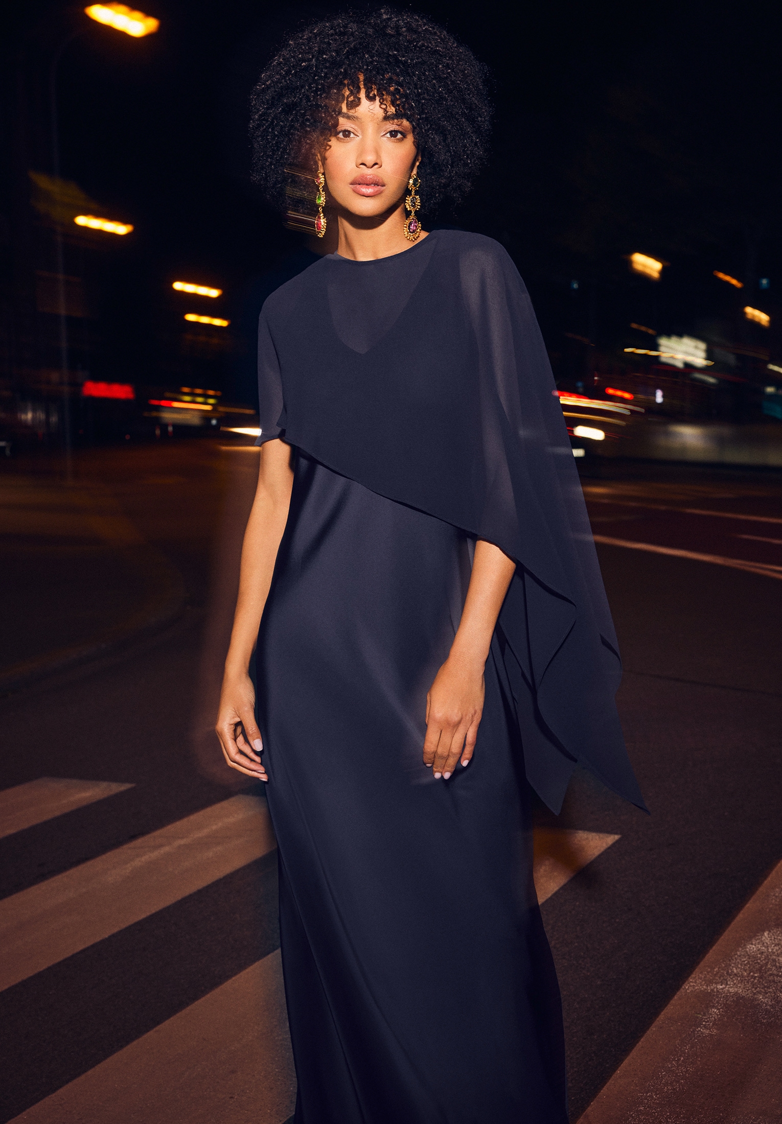 Vera Mont Cocktailkleid »Vera Mont Cocktailkleid Slim Fit«, Material